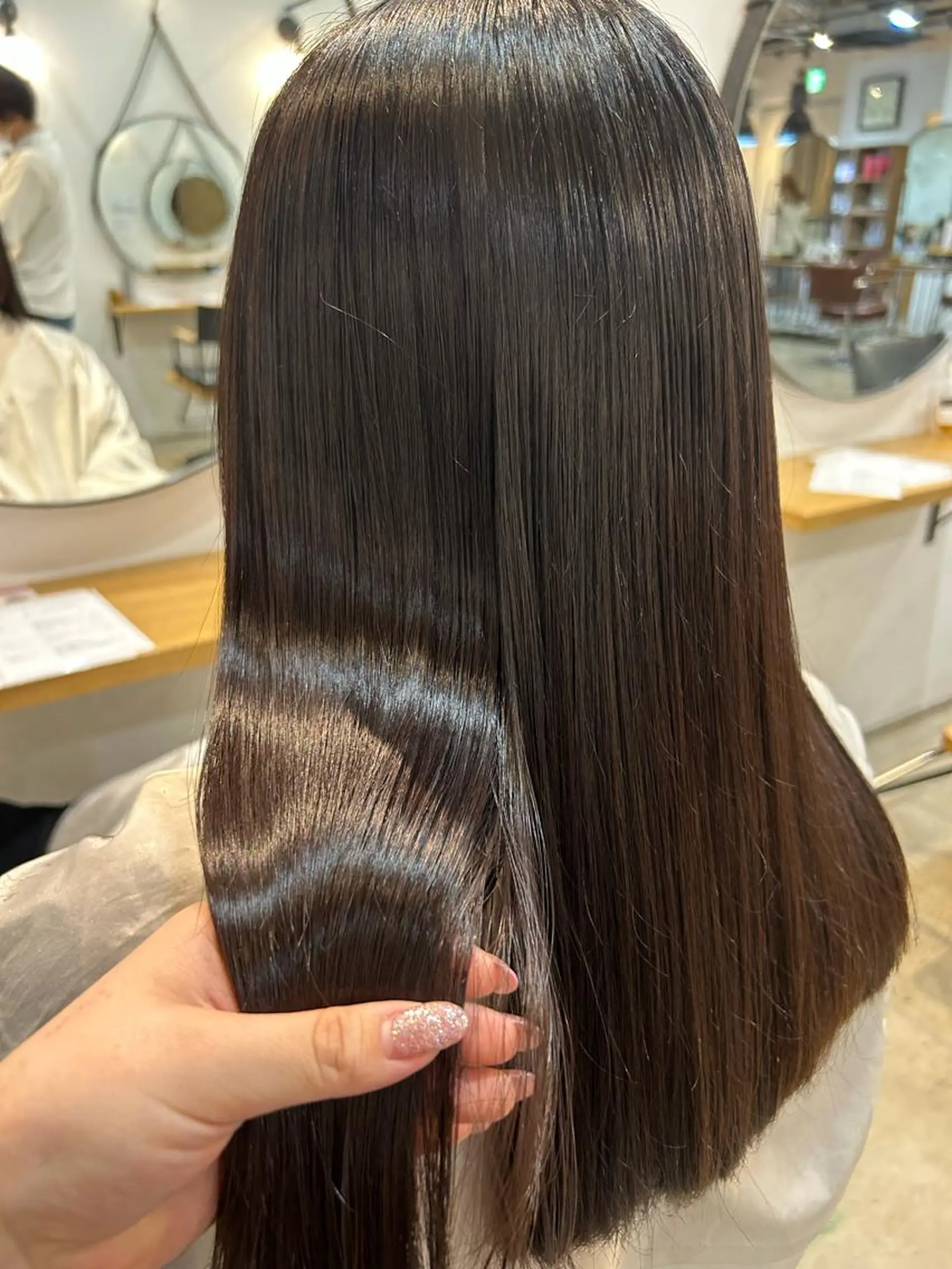 ロング 酸性ストレート ヘアカラー パーマ 縮毛矯正 艶髪/髪質改善 yukaのヘアスタイル