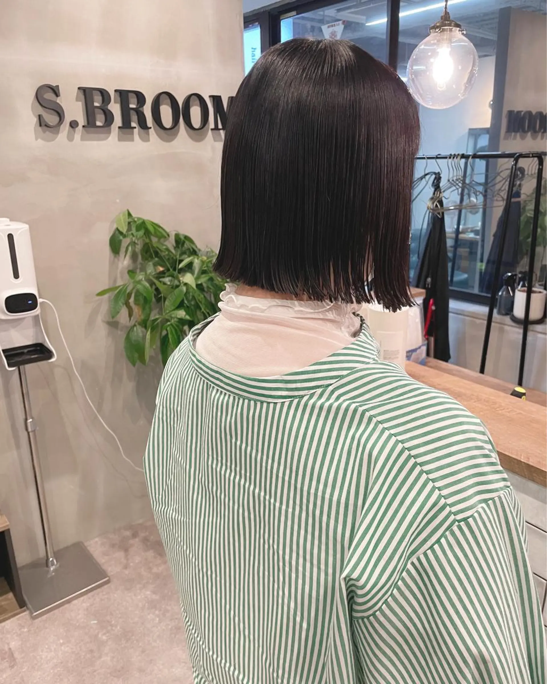 ショート 切りっぱなしボブ ボブ カット ヘッドスパ S.BROOM なんばTAKUYAのヘアスタイル