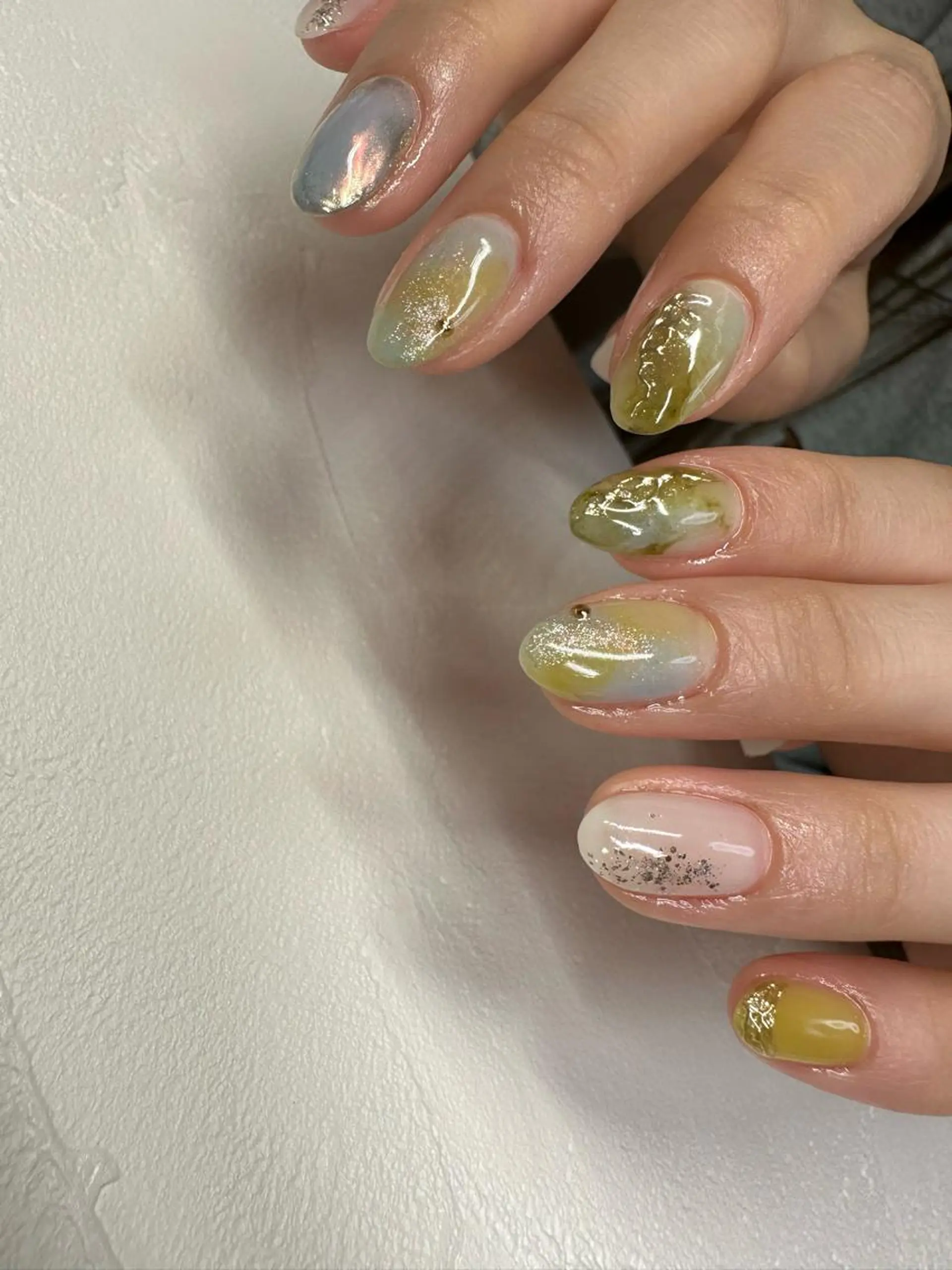 ロング カラー ヘアアレンジ キッズ ネイル マツエク・マツパ アイブロウ 福田 加奈のネイルデザイン