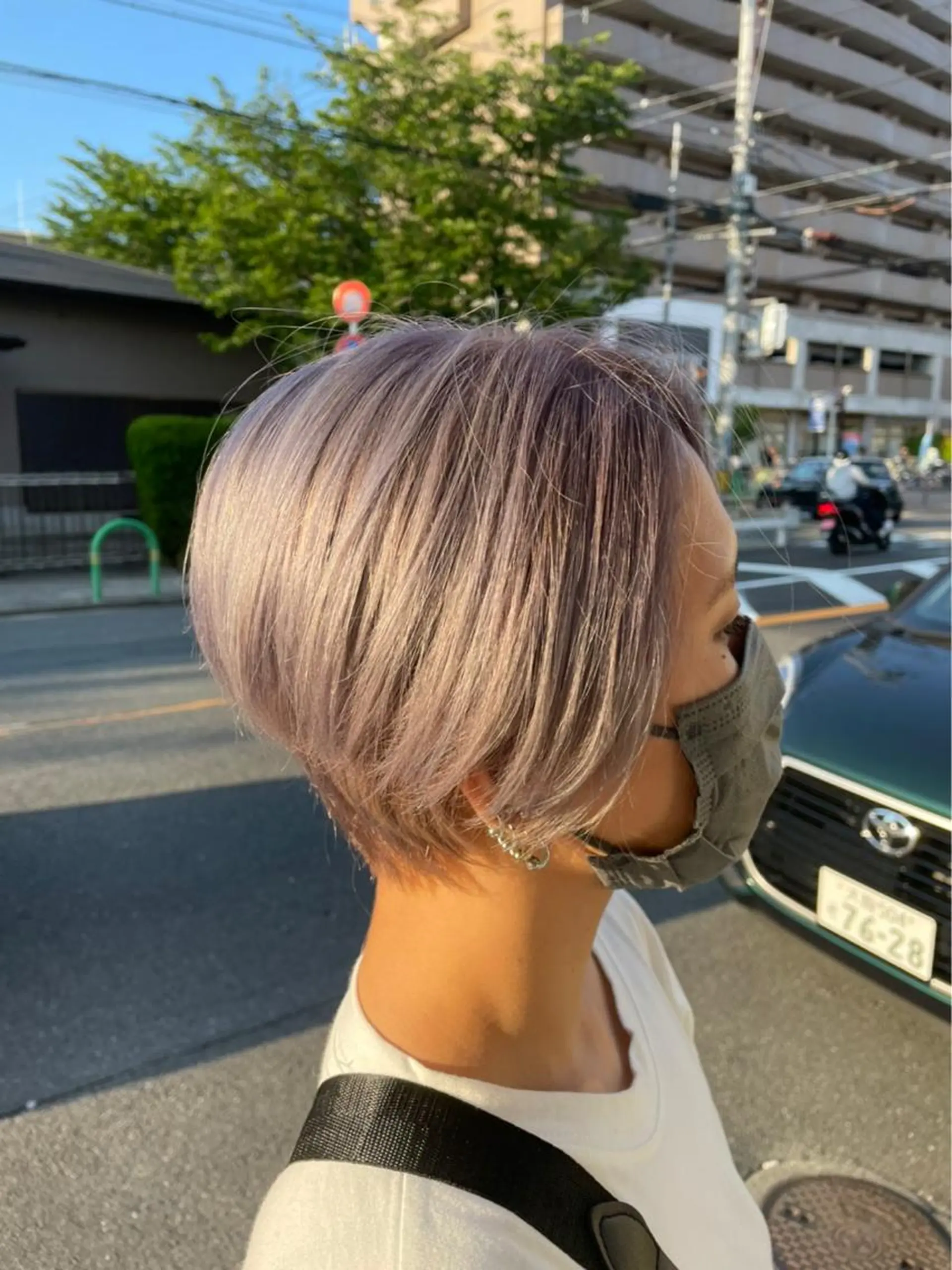 ショート カラー ヘアアレンジ アッシュ ホワイトアッシュ hair & spa Nalu所属・hair & spa Naluのヘアスタイル