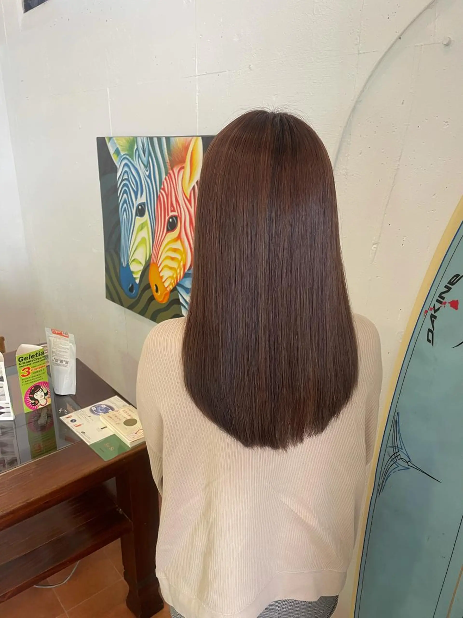 セミロング カラー ブラウンカラー ピンクカラー ピンクブラウン LINK所属・山口 彩海のヘアスタイル