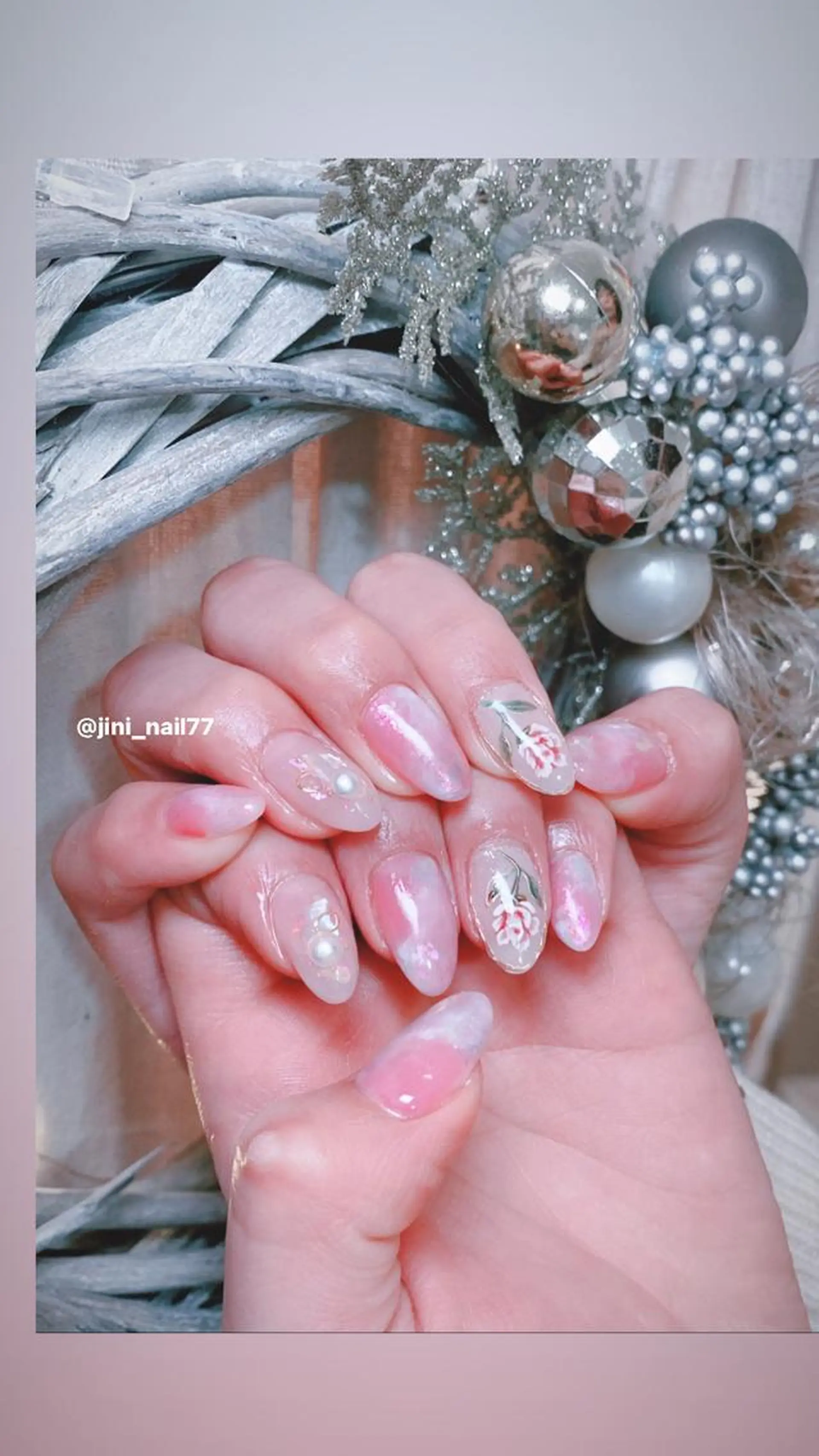 ネイル ハンドネイル JINI NAIL所属・ジニ ネイルのネイルデザイン