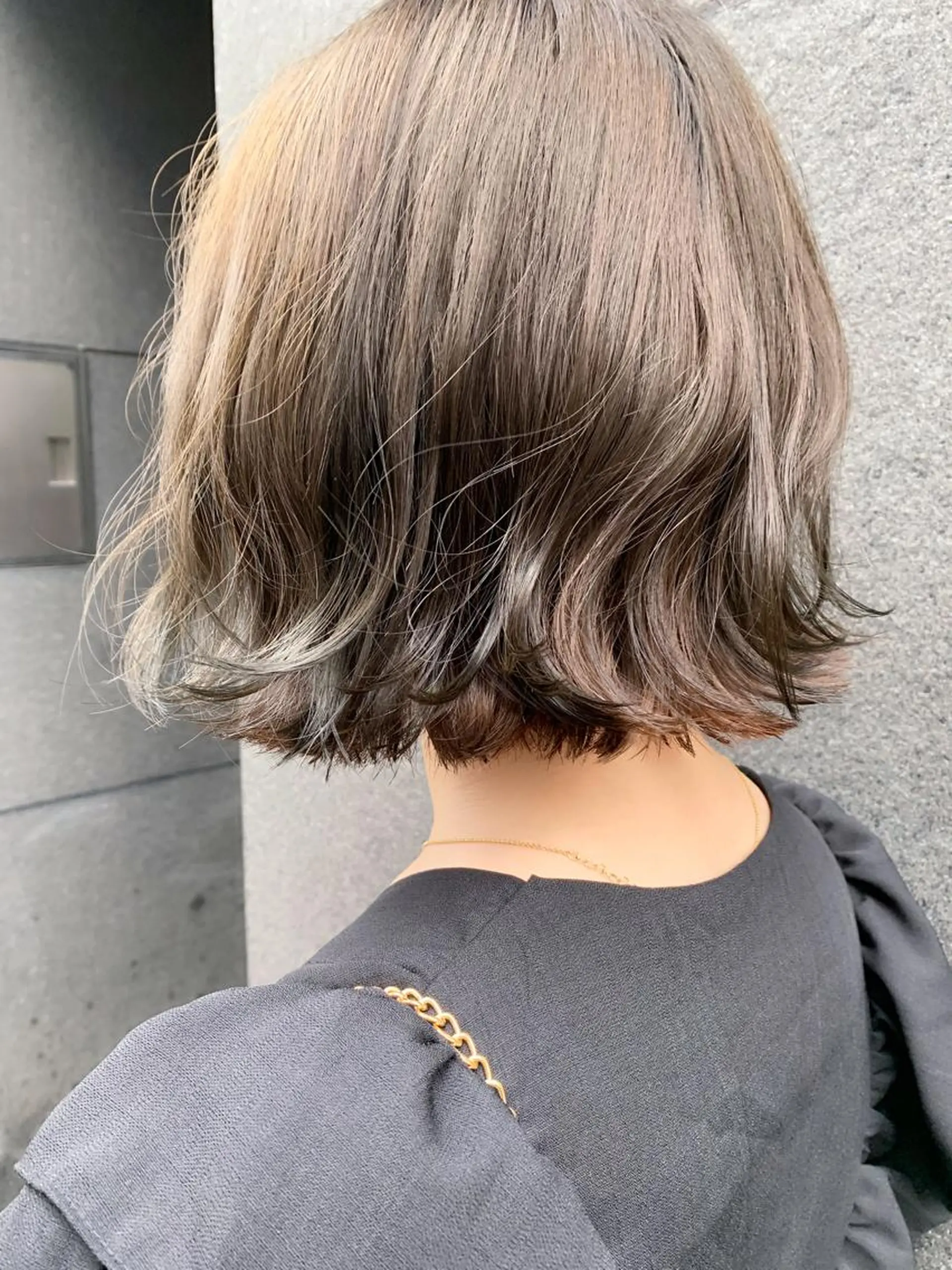 ショート カラー 透明感カラー イルミナカラー tension 【テンション】のヘアスタイル