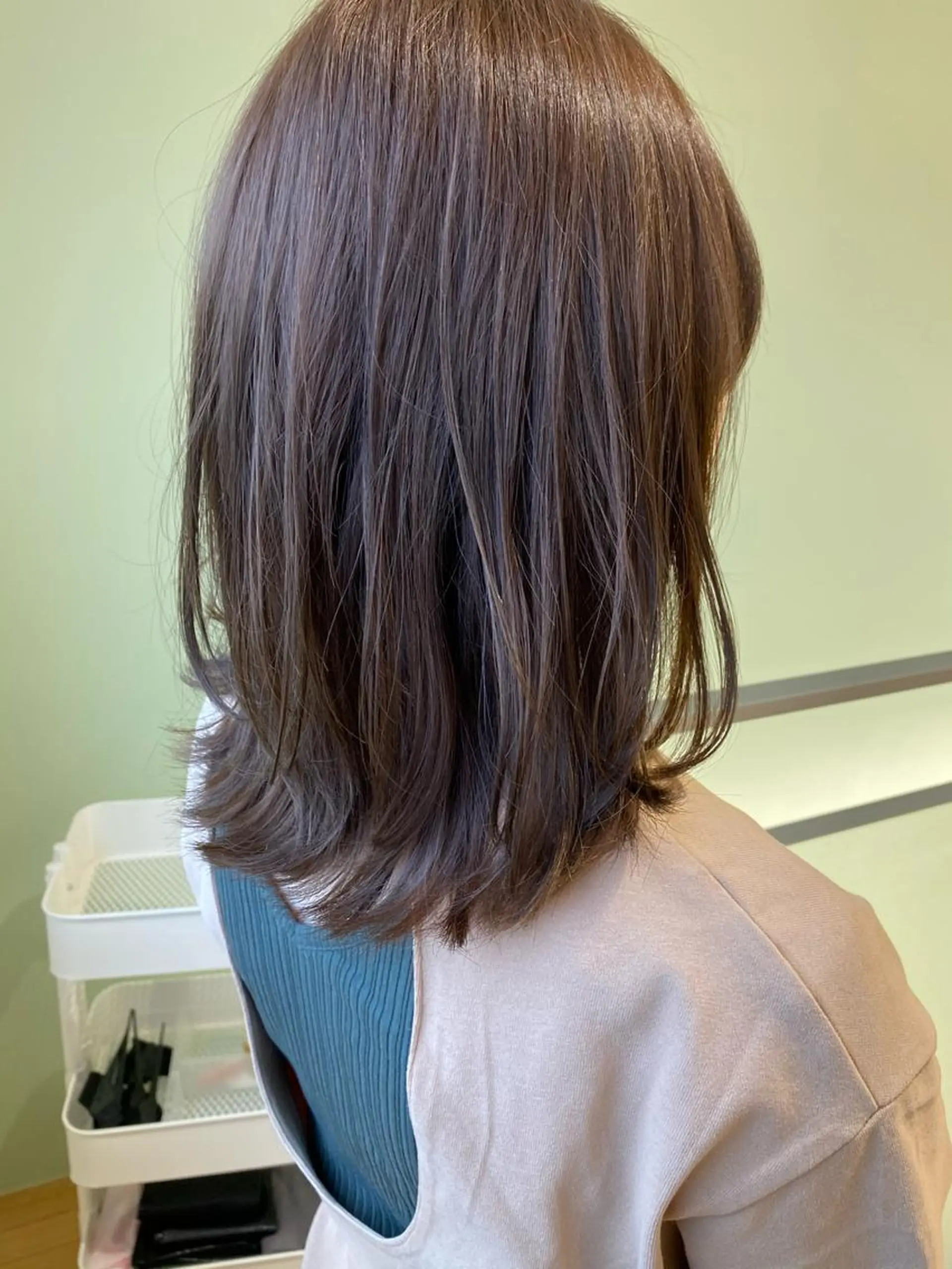 ミディアム カラー グレージュ イルミナカラー 樋口 雄稀のヘアスタイル