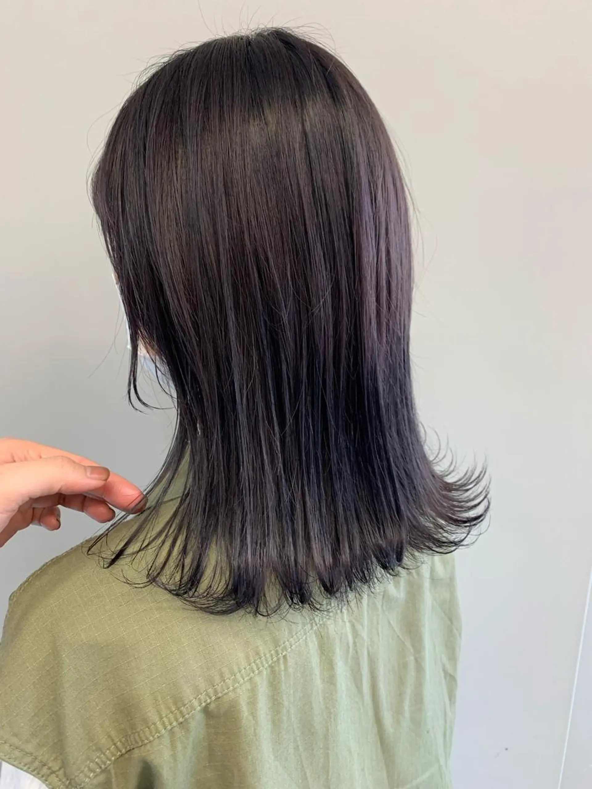 ミディアム カラー ブリーチ パープルカラー ヘアカラー theF___ yukoのヘアスタイル