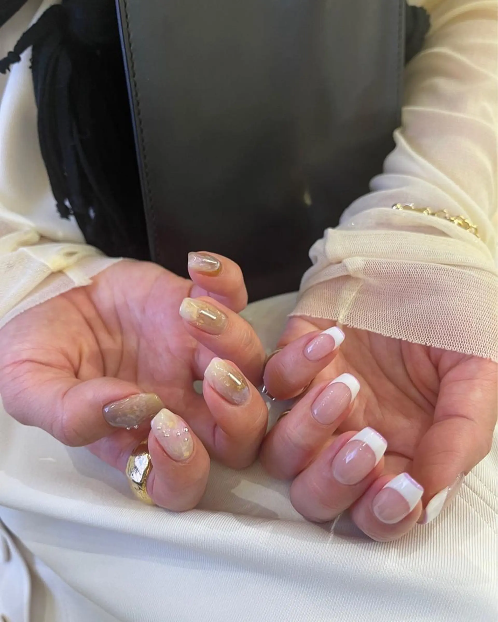 ネイル フレンチネイル ハンドネイル フットネイル kiii.__ ✴︎*のネイルデザイン