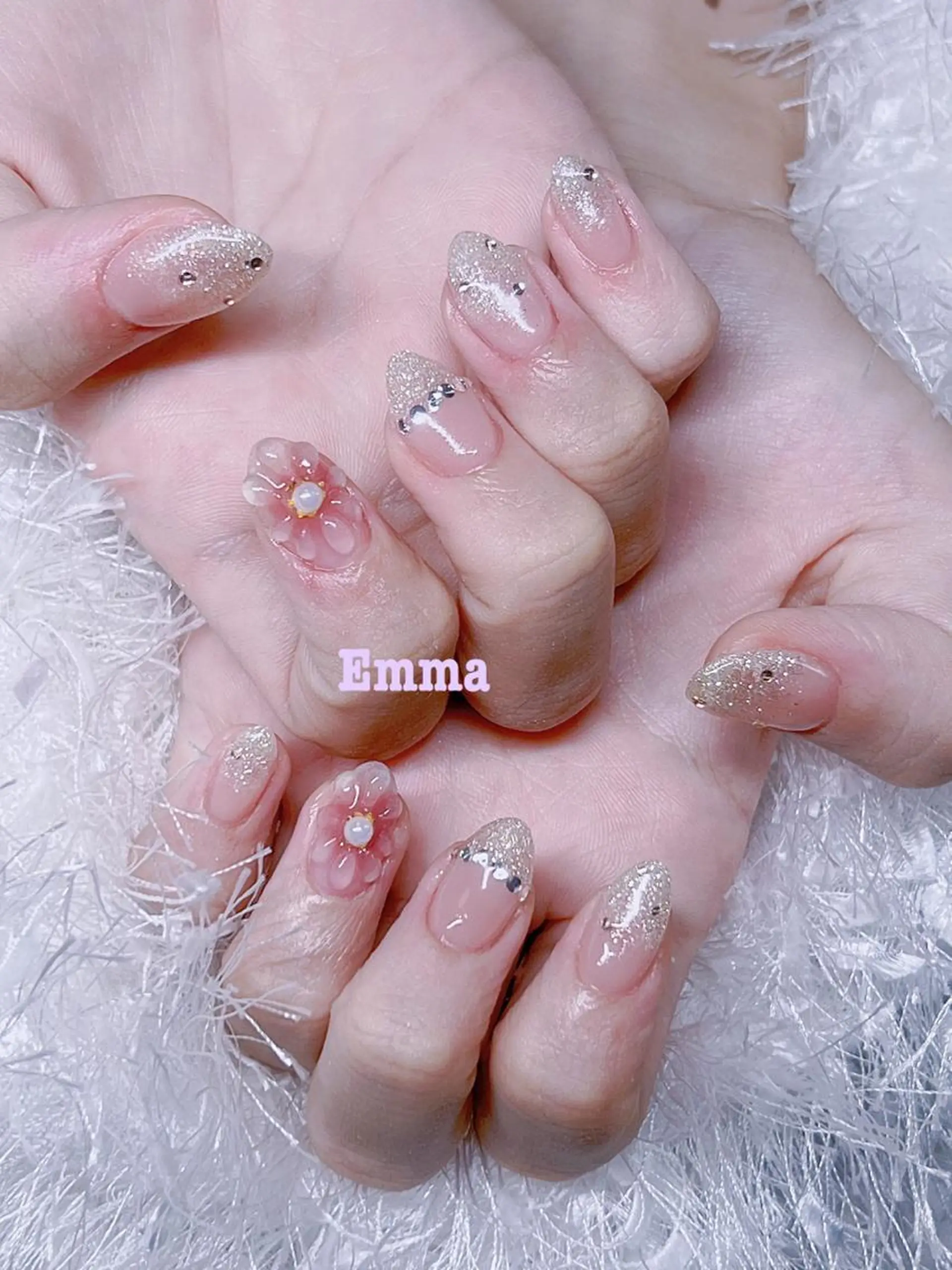 ネイル She   Nail所属・ISA_ BELLAのネイルデザイン