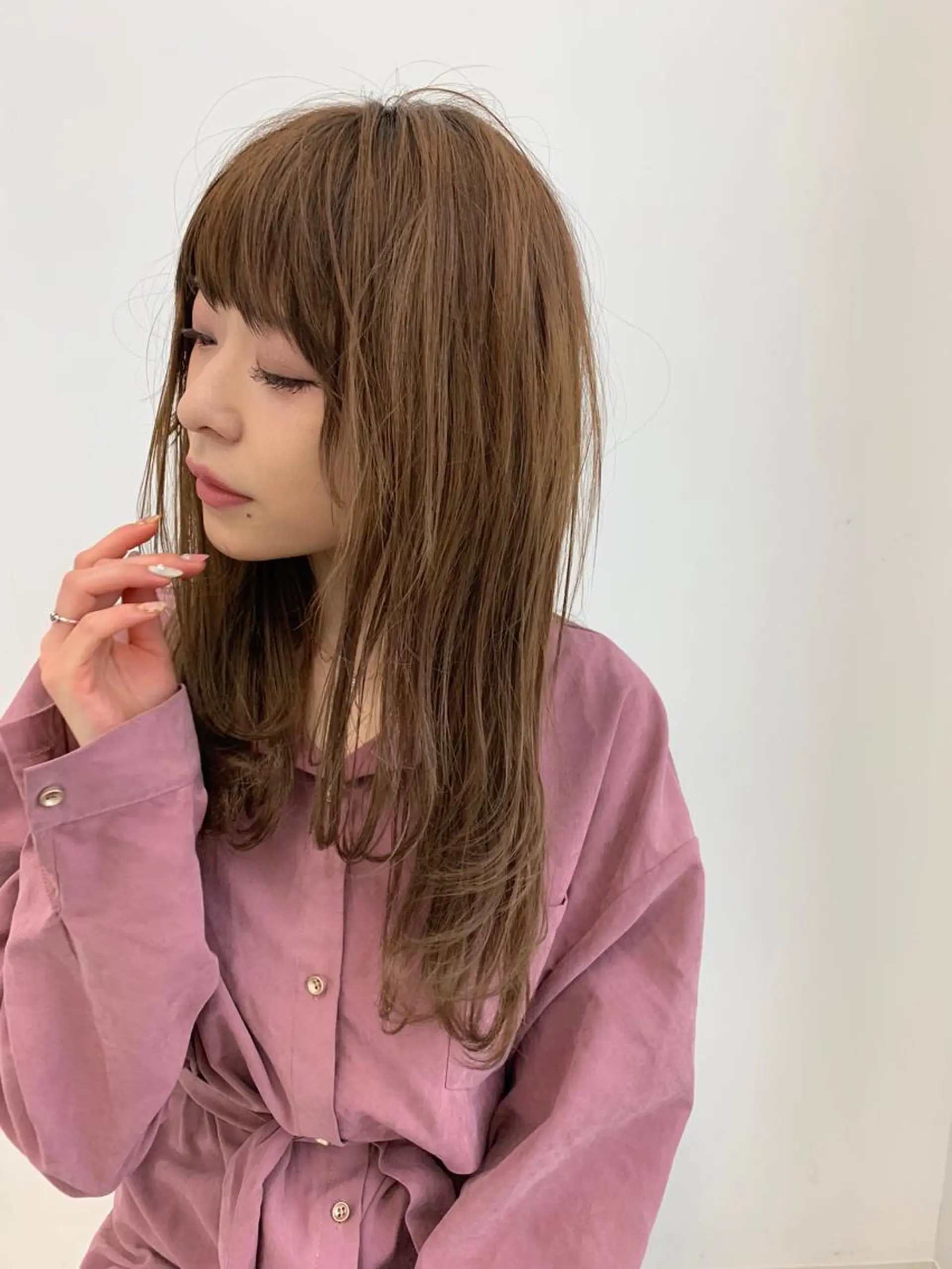 セミロング カット ヘアカラー トリートメント 海外デザイン🇺🇸 石渡諒太のヘアスタイル