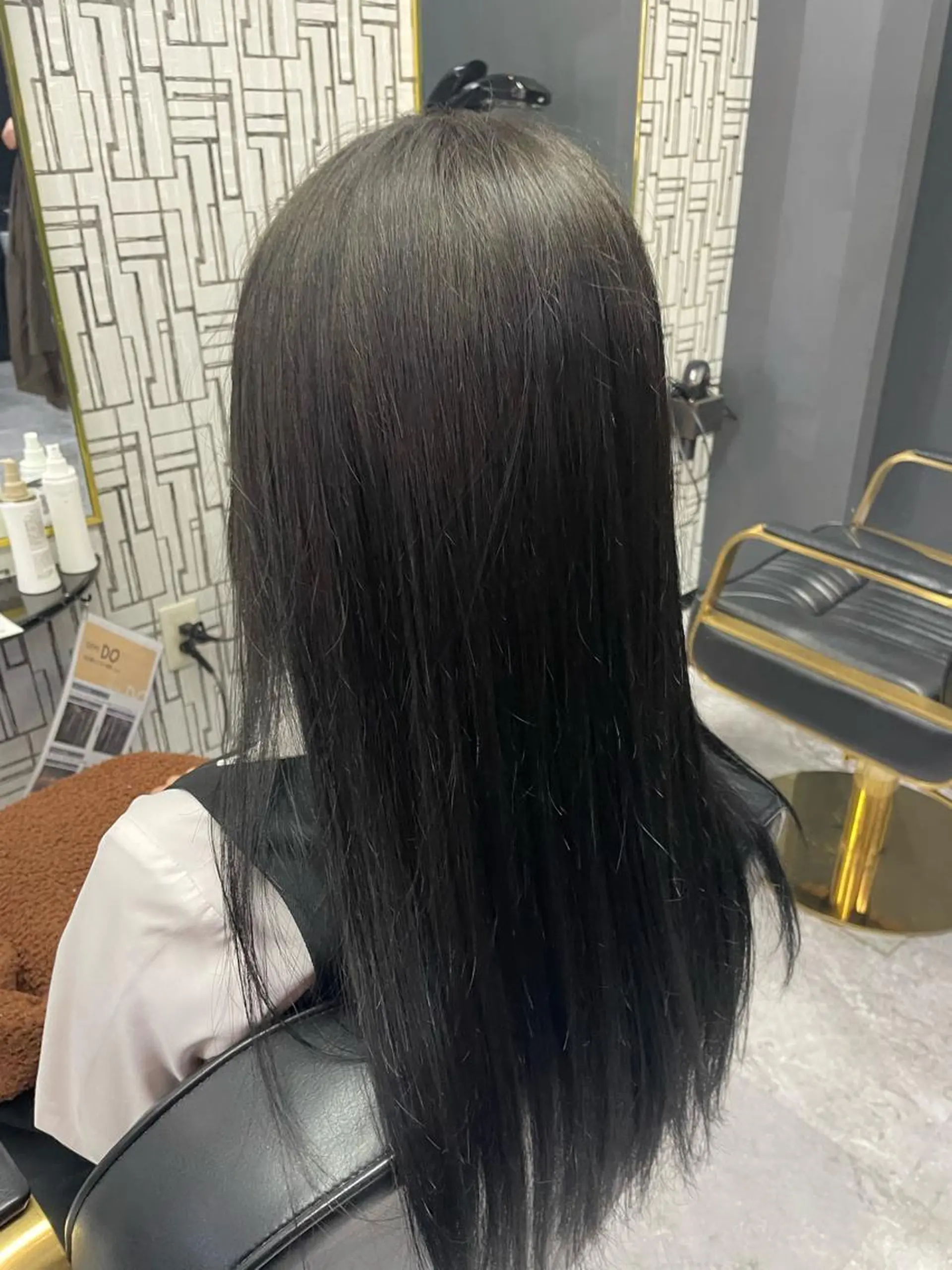 ロング カラー ブリーチ ケアブリーチ ハイトーンカラー 縮毛矯正 トリートメント ヘアカラー 篠原 侑作のヘアスタイル