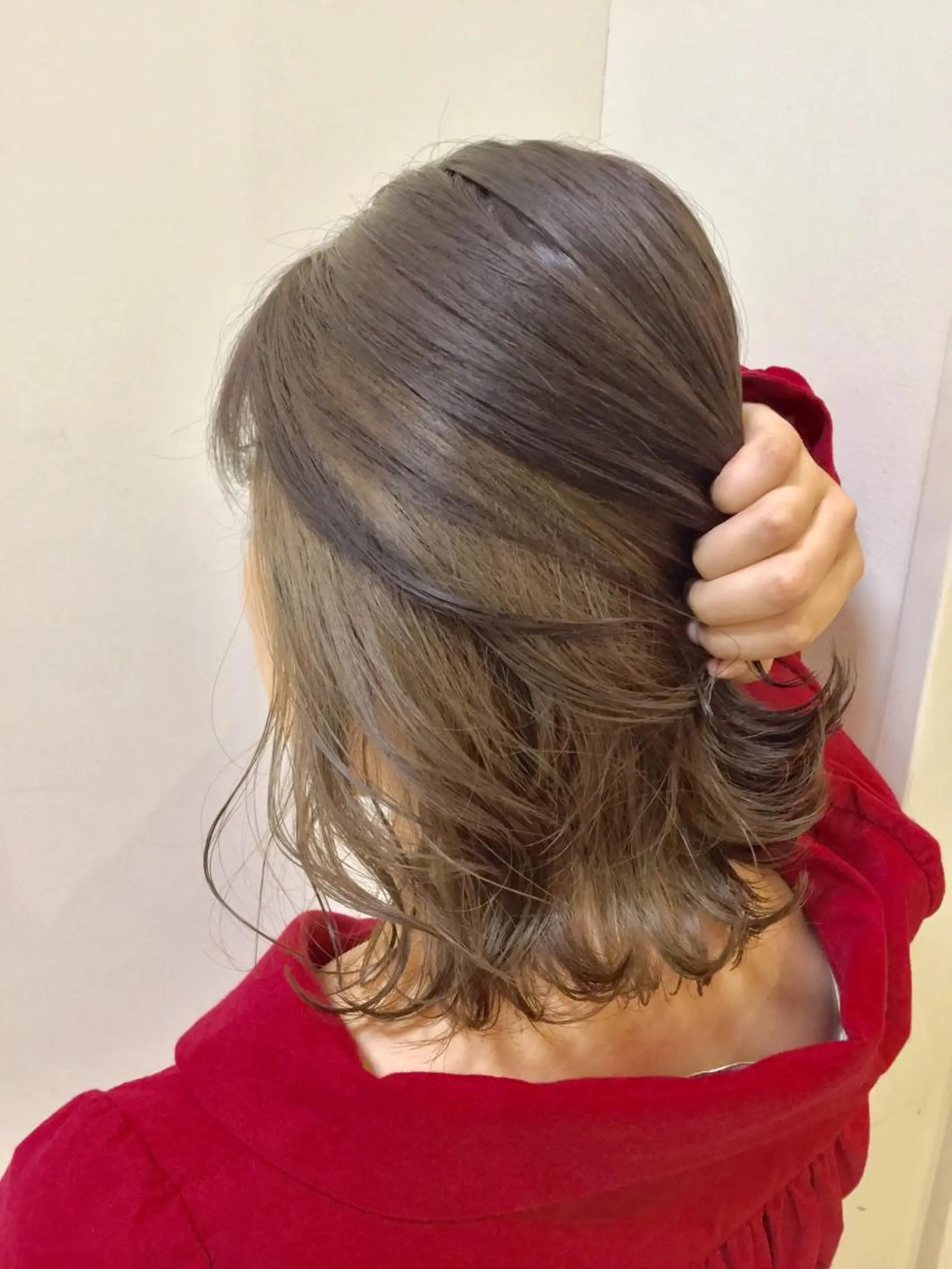 セミロング カラー ブリーチ ヘアカラー 🍀favori🍀 kanekoのヘアスタイル