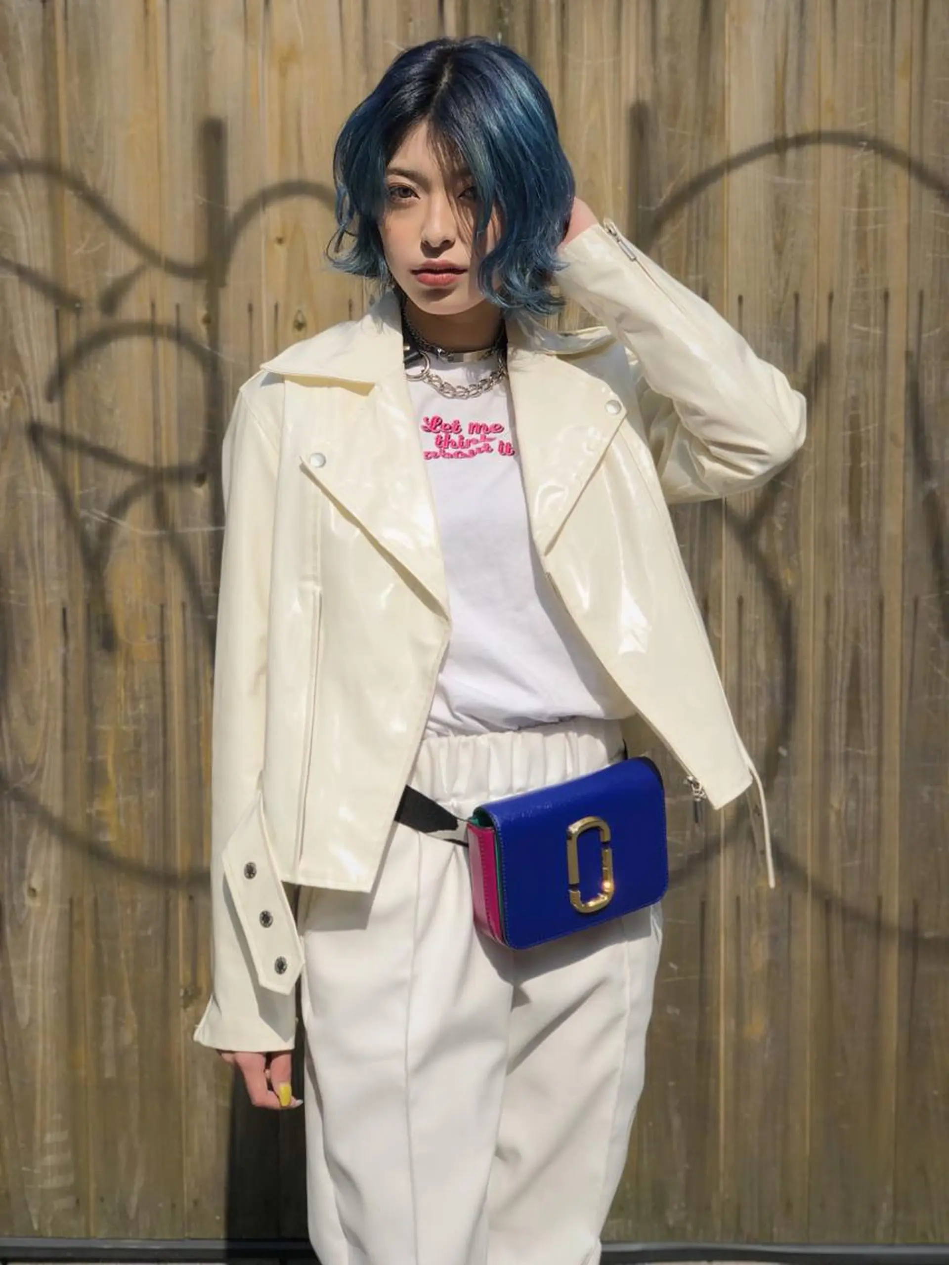 ミディアム カラー ブリーチ ブルーカラー 透明感カラー ハイトーンカラー ネイビーカラー ヘアカラー VIRETTA所属・VIRETTA 【ヴィレッタ】のヘアスタイル