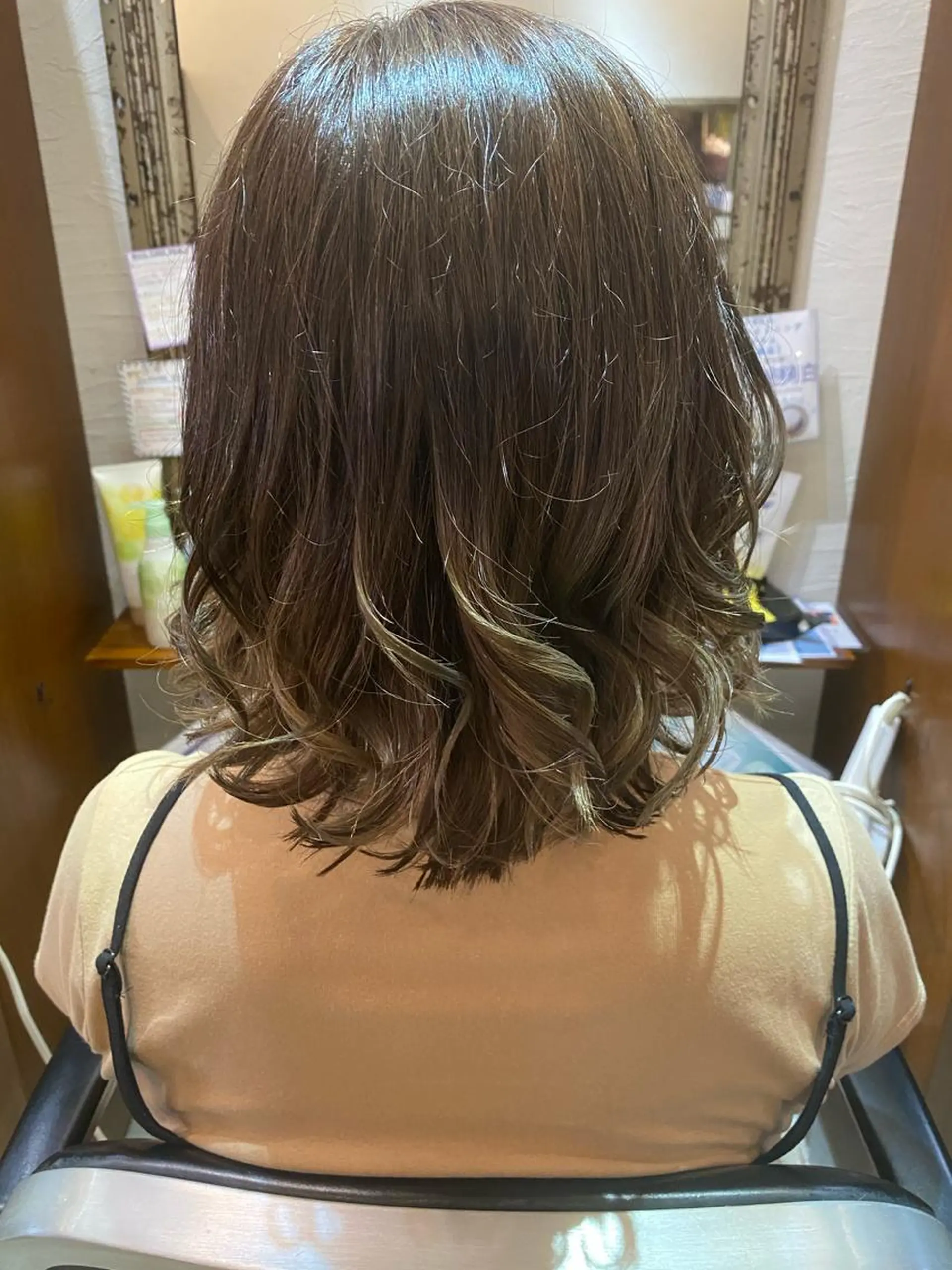 セミロング 丹野 美樹のヘアスタイル