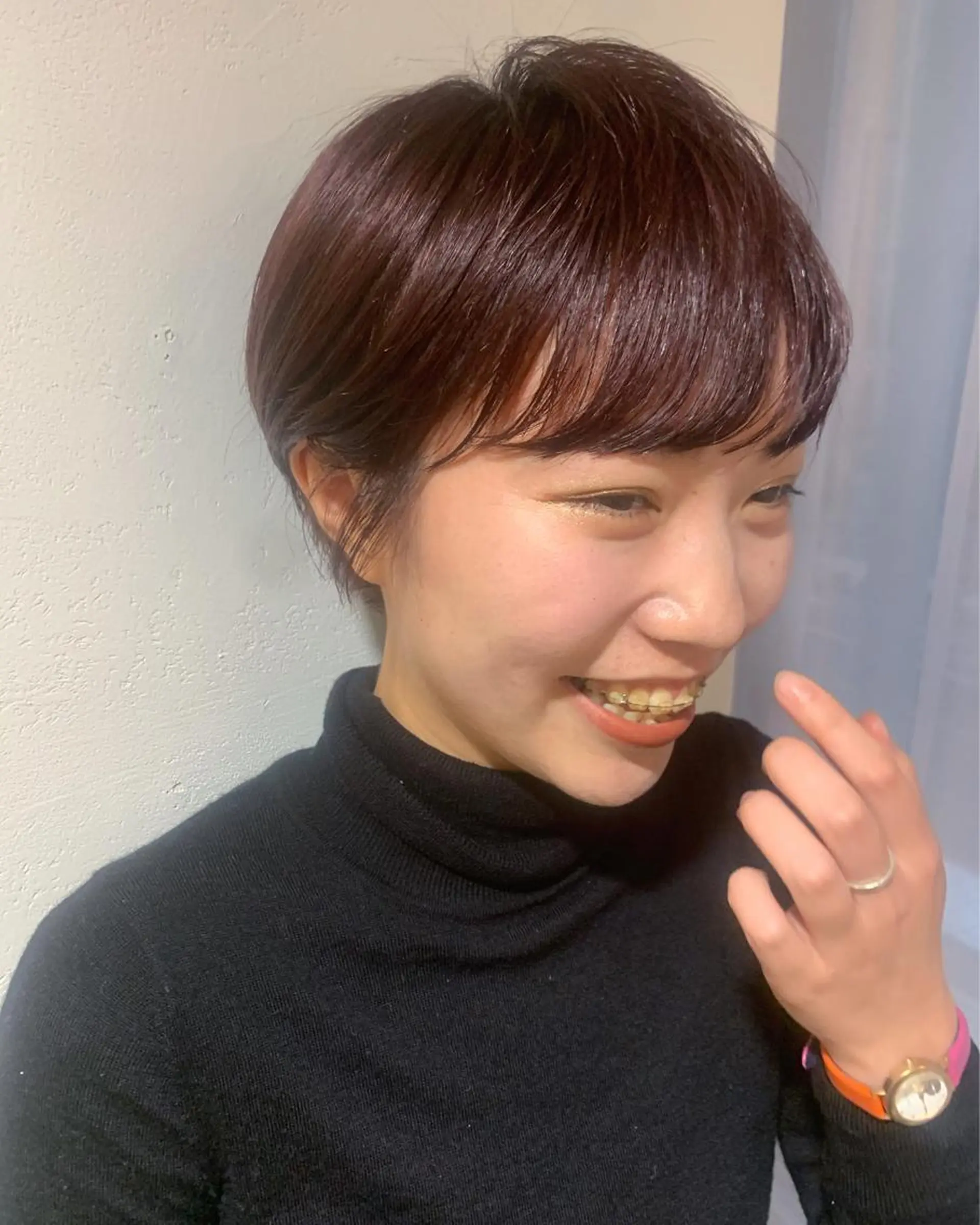 ショート カラー ブリーチ ブリーチなしカラー ショートヘア SALOWIN梅田茶屋町店所属・ウルフレイヤーカット /チヒロのヘアスタイル