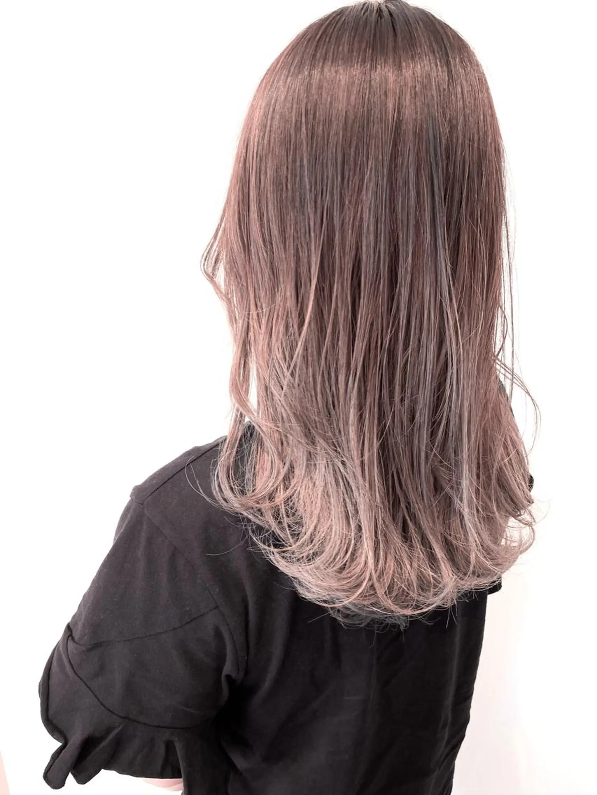 ロング カット ヘアカラー MYRTLE TSUNODAのヘアスタイル