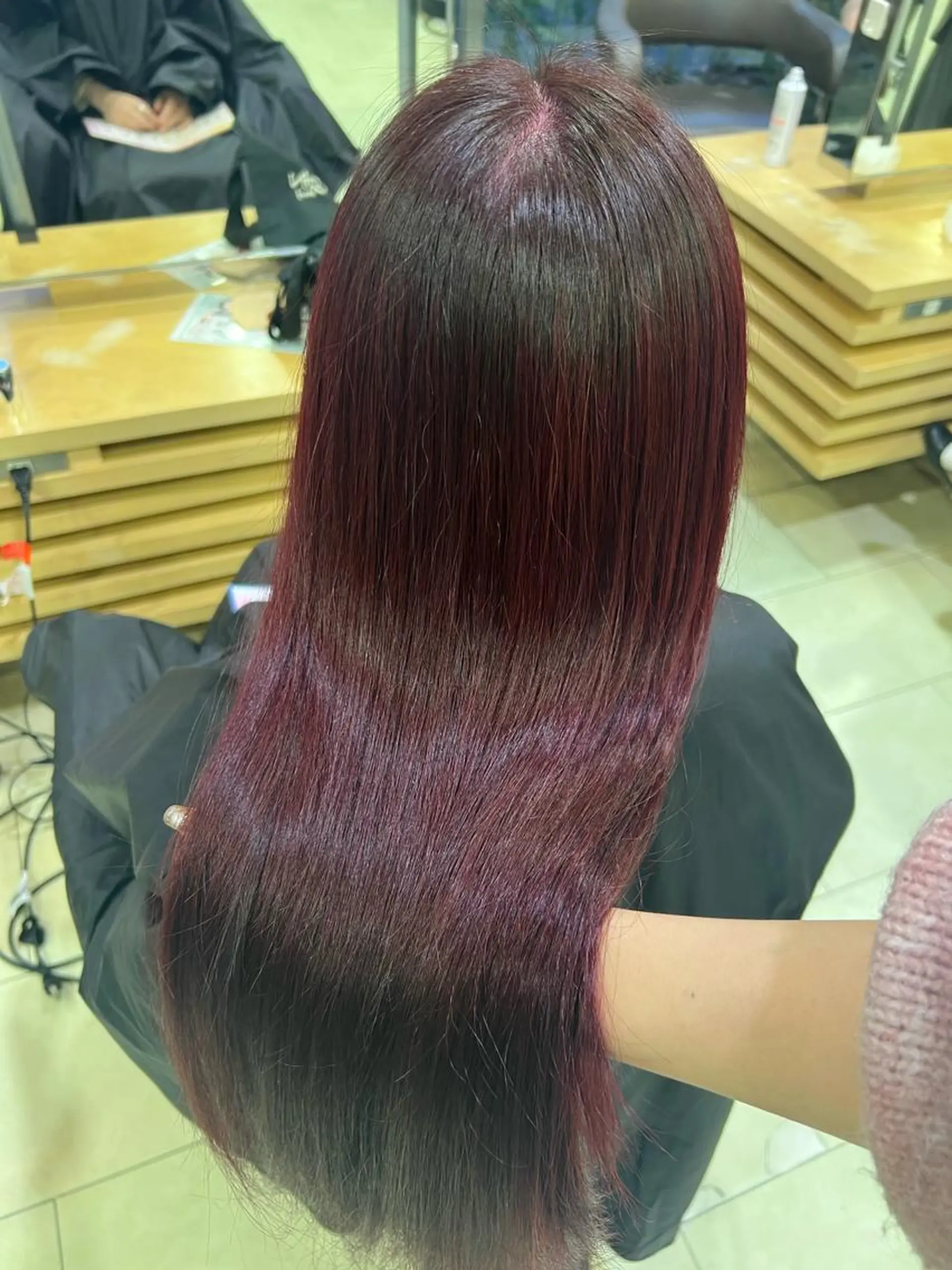 ミディアム 暖色ｶﾗｰ/ﾚｲﾔｰ ｶｯﾄ/Yunaのヘアスタイル