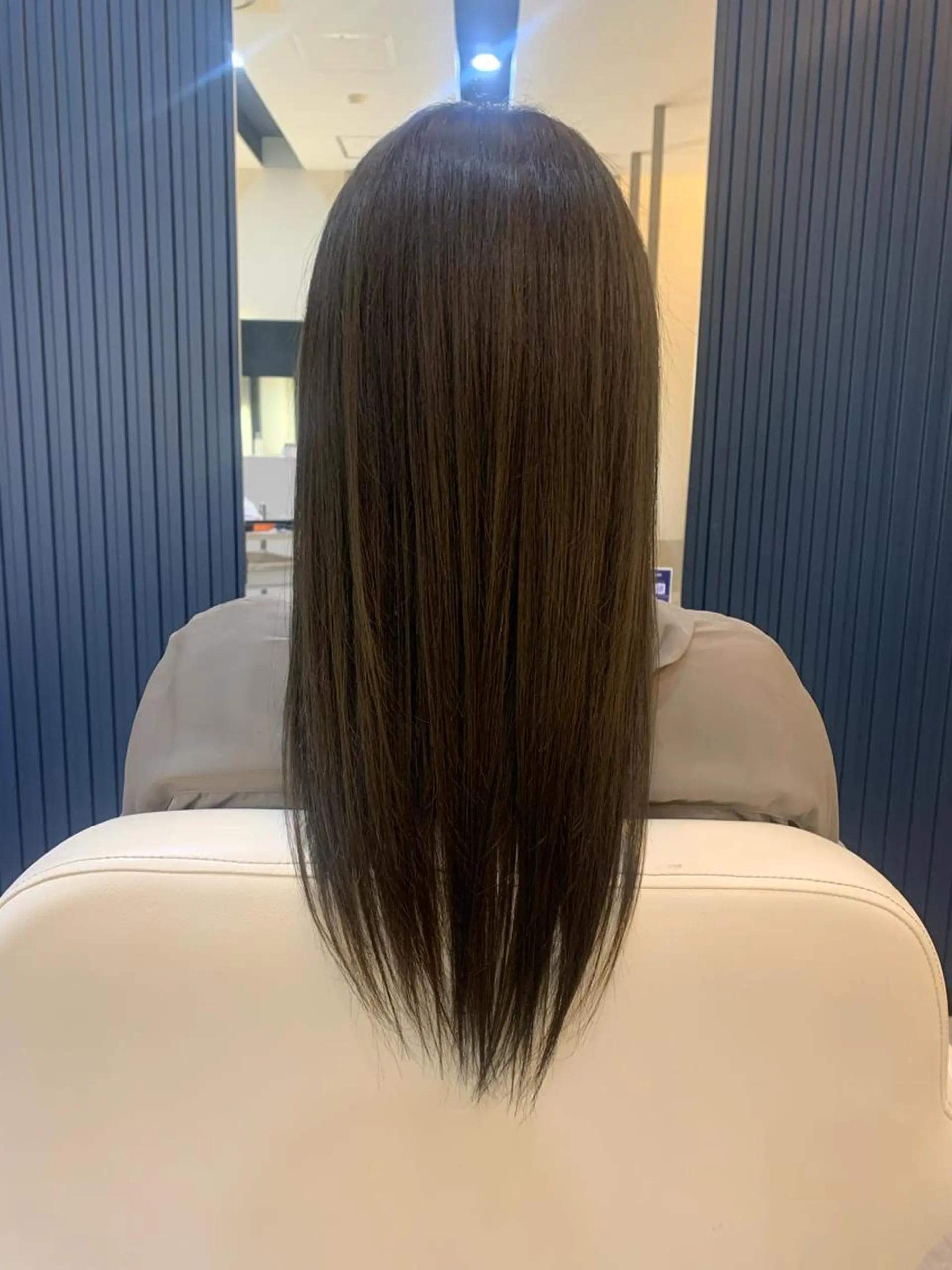 ロング ヘアカラー トリートメント 林 友美のヘアスタイル