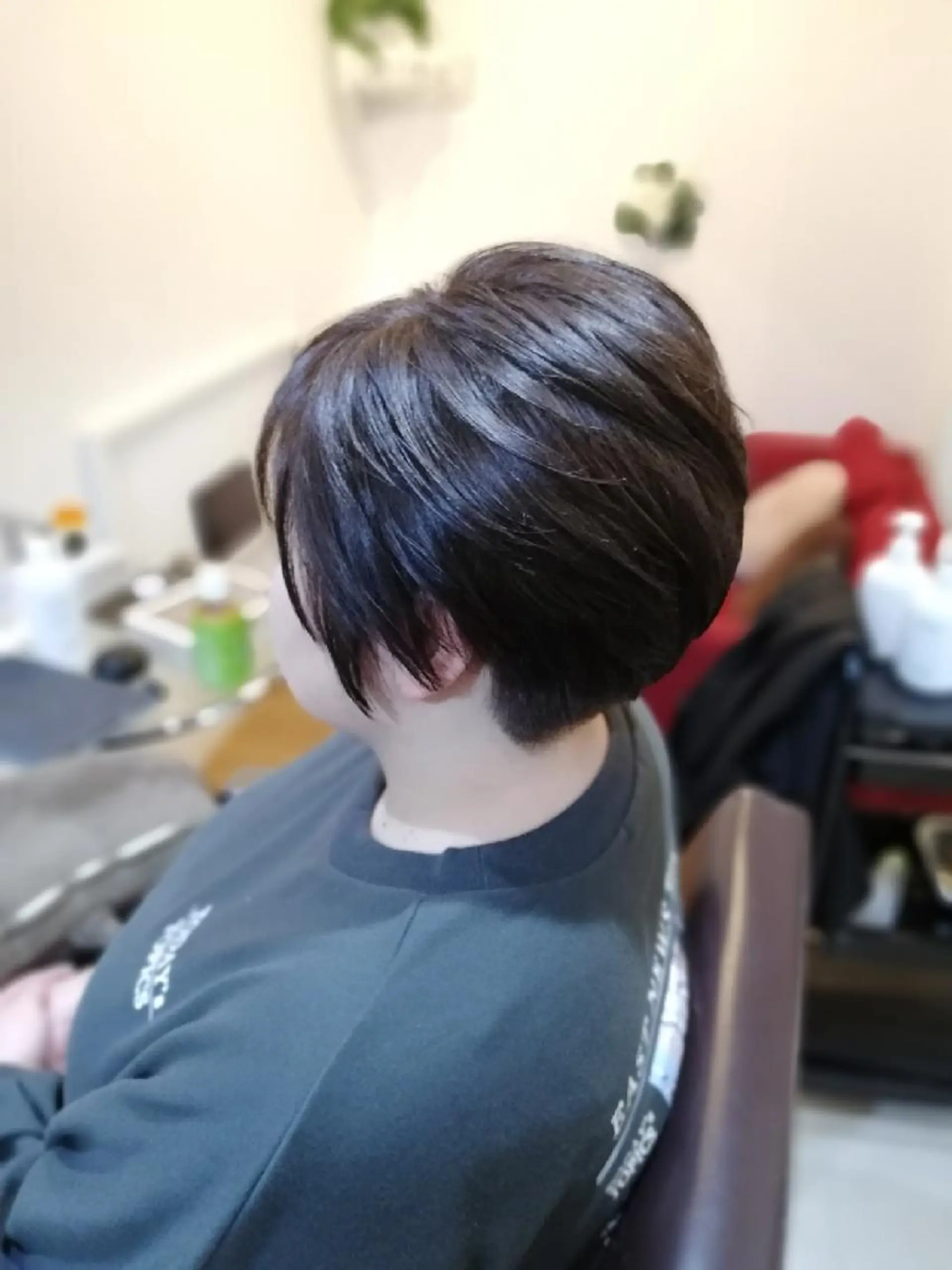 ショート カラー 北林 弘展のヘアスタイル