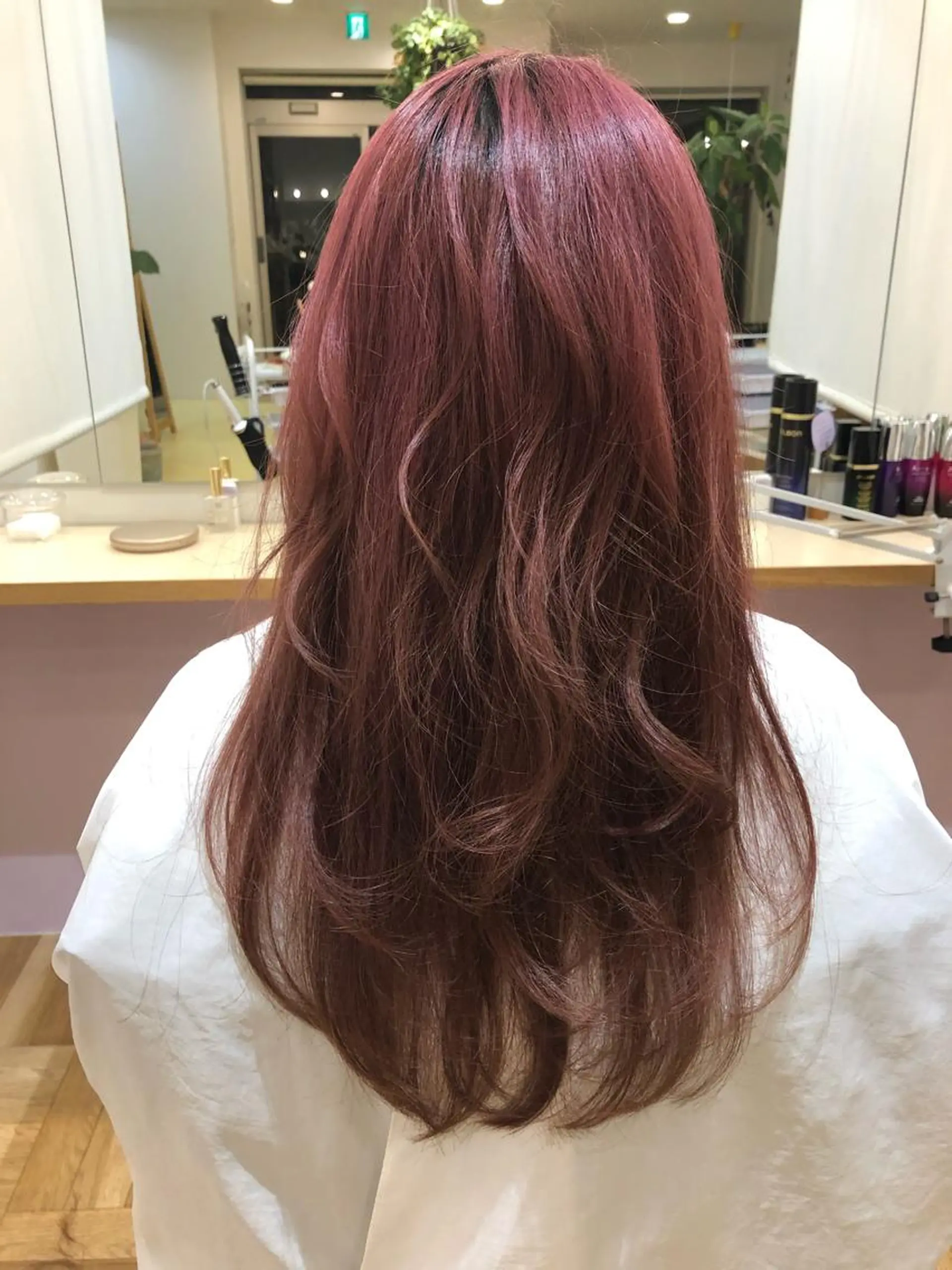 カラー ピンクカラー later登戸所属・中島 芽生のヘアスタイル