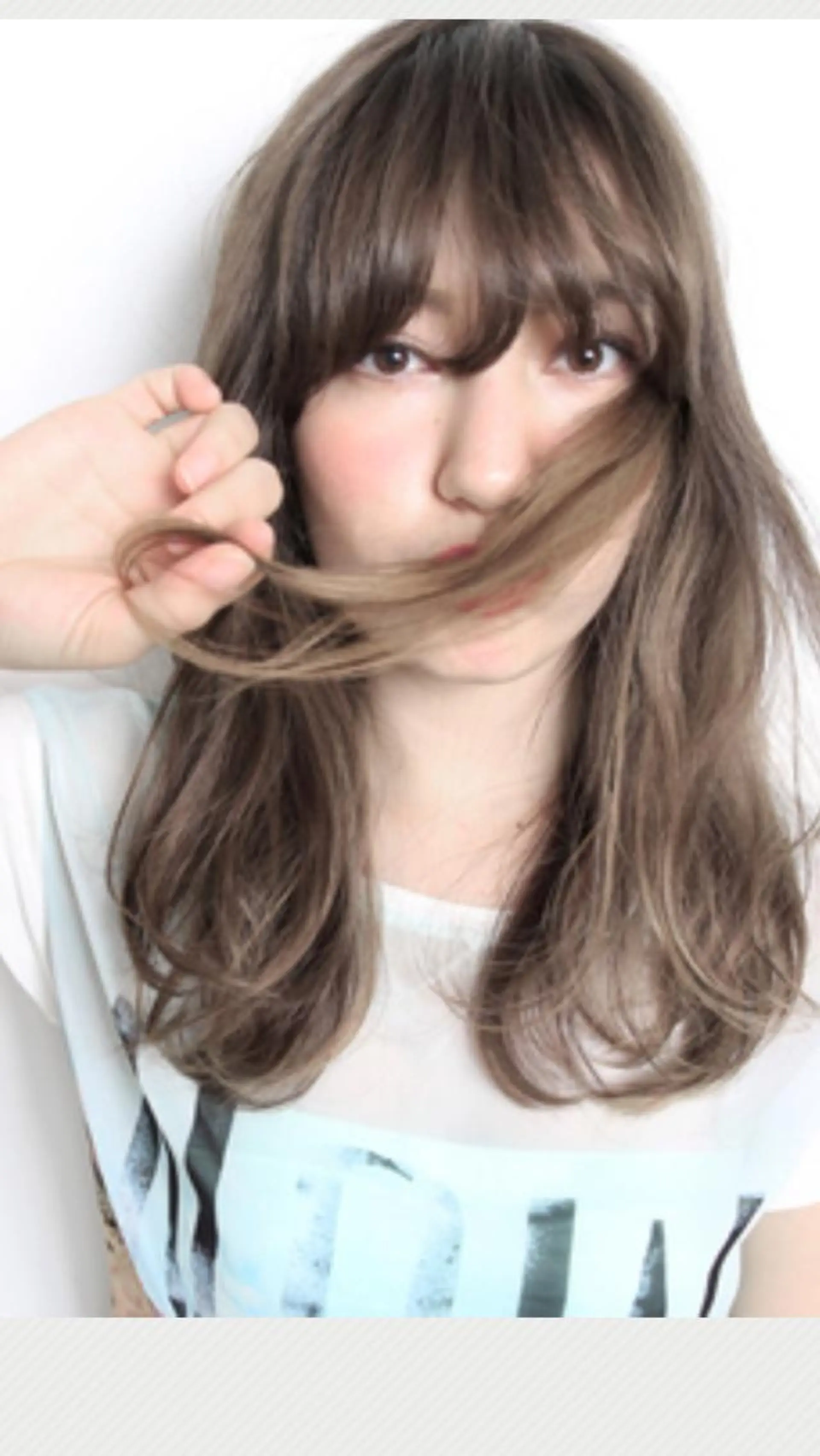 セミロング AULENT所属・嶋崎 留美のヘアスタイル