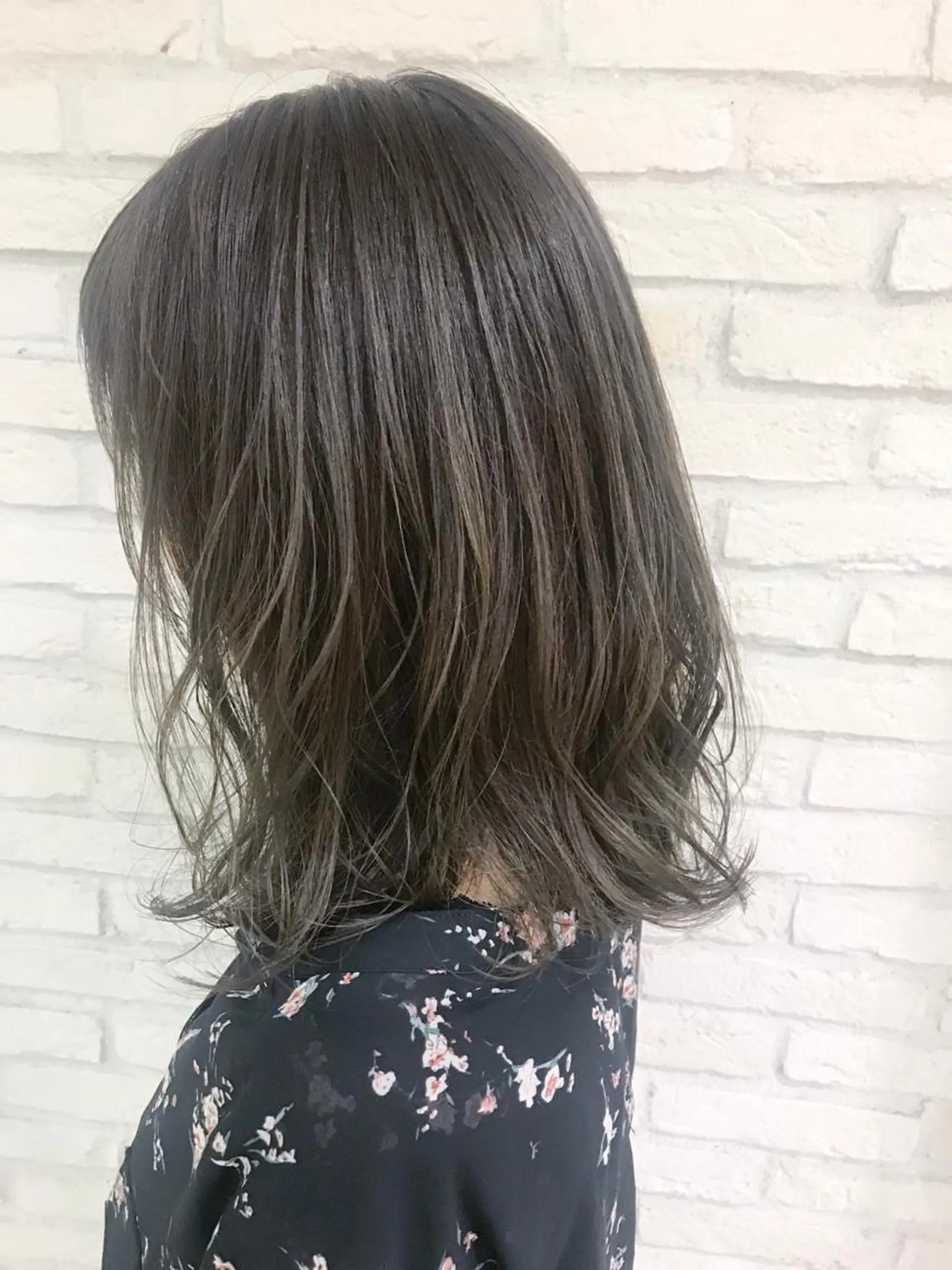 ミディアム カラー ハイライトカラー ハイライト 横浜🍒ルーツカラー エクステ／RIEのヘアスタイル