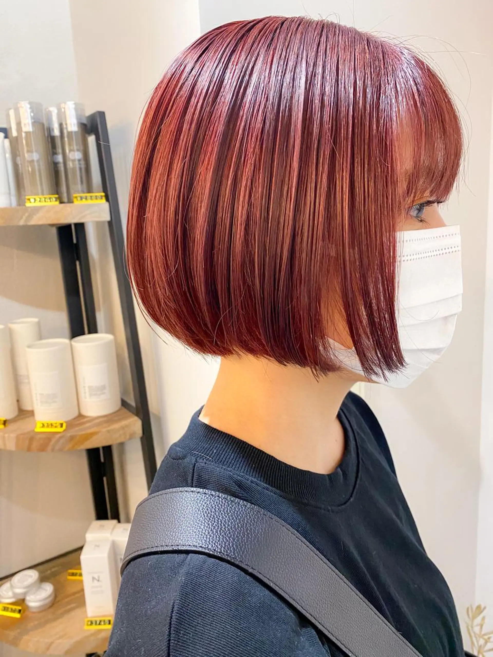 ショート カラー ピンクカラー ボブ louwe 武藤幸世のヘアスタイル