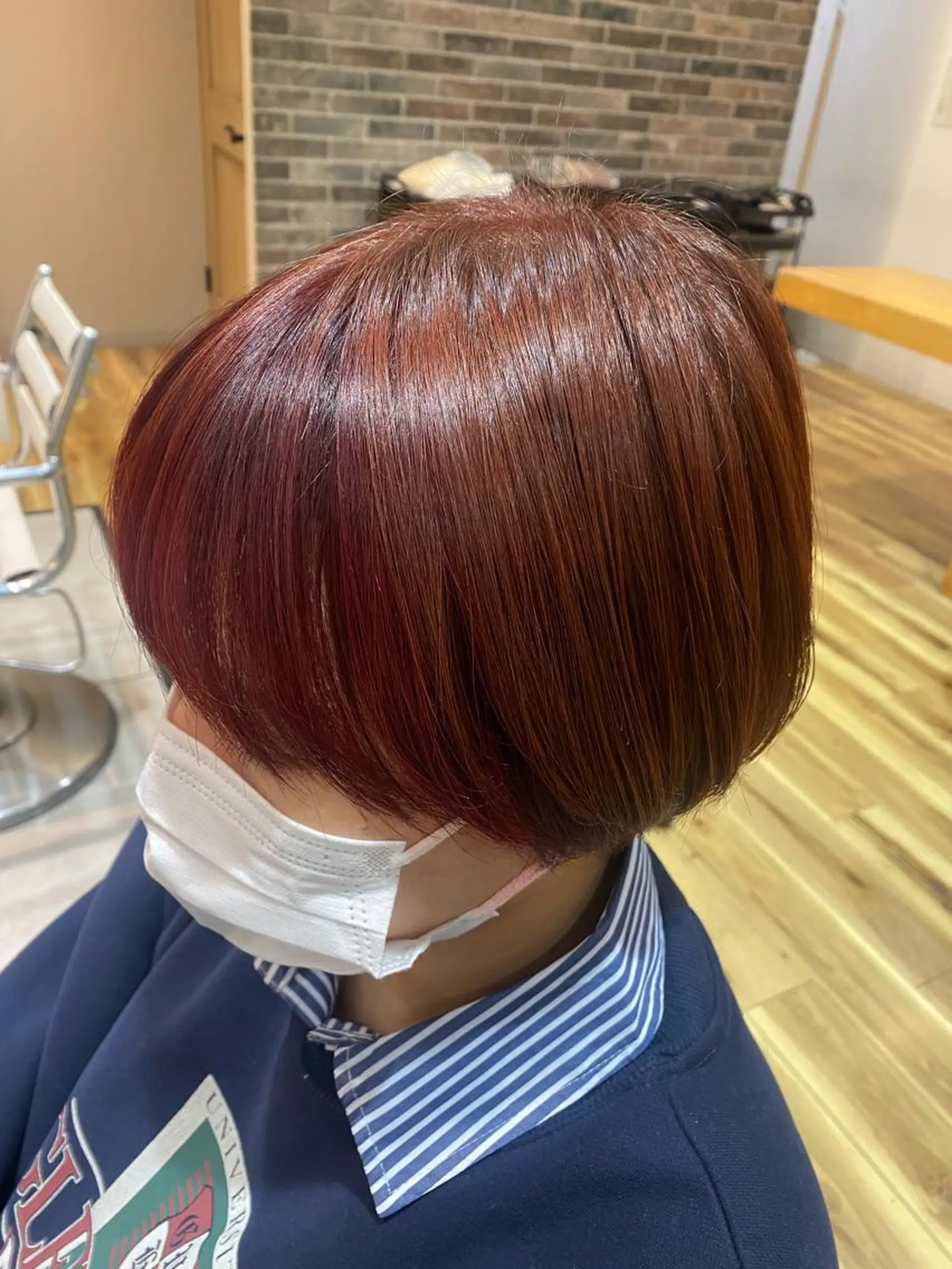 ショート カラー ミストバング ブリーチ ブリーチなしカラー オレンジ ピンクカラー 岡本 梨沙のヘアスタイル