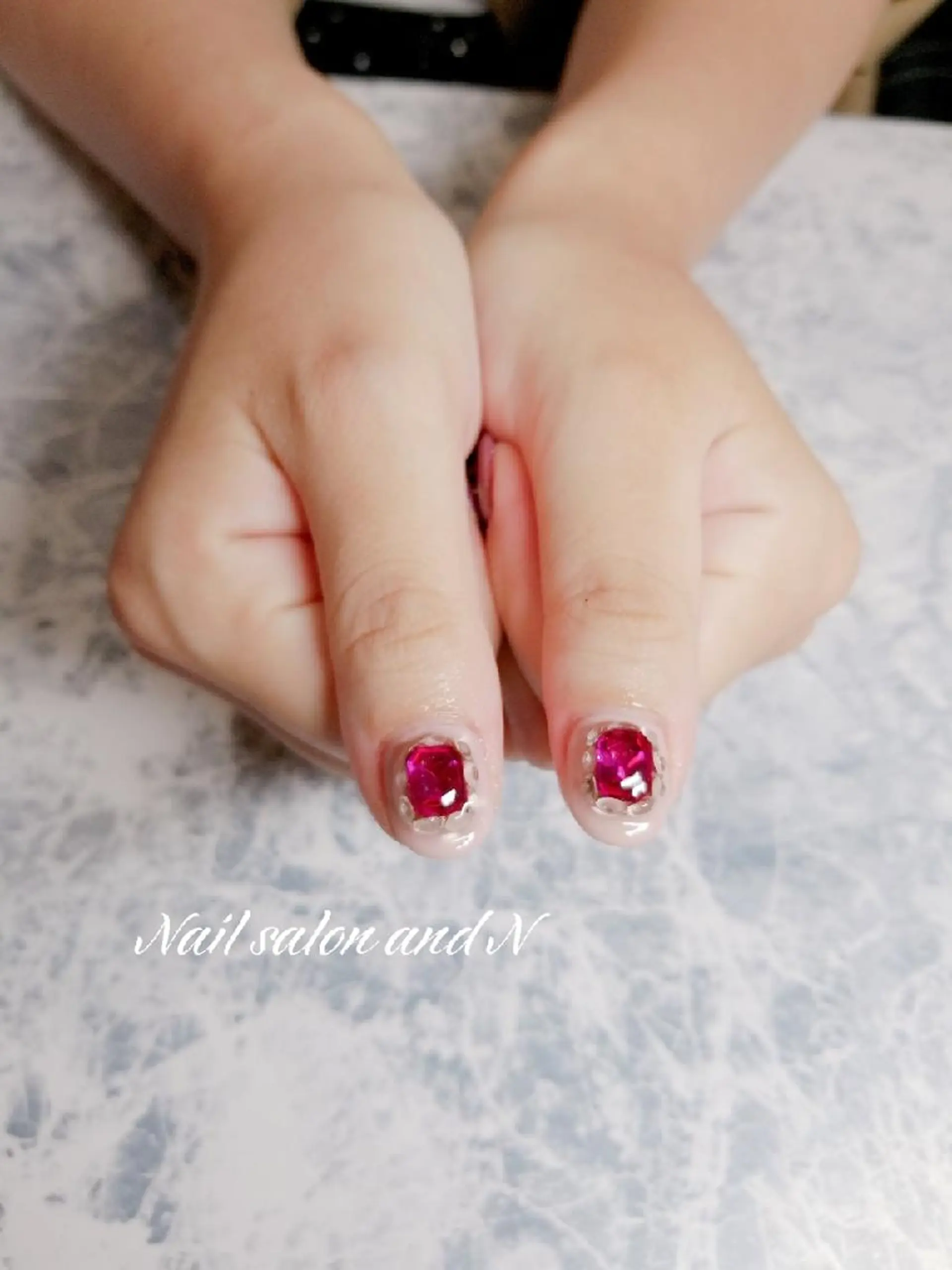 ネイル and Nのネイルデザイン