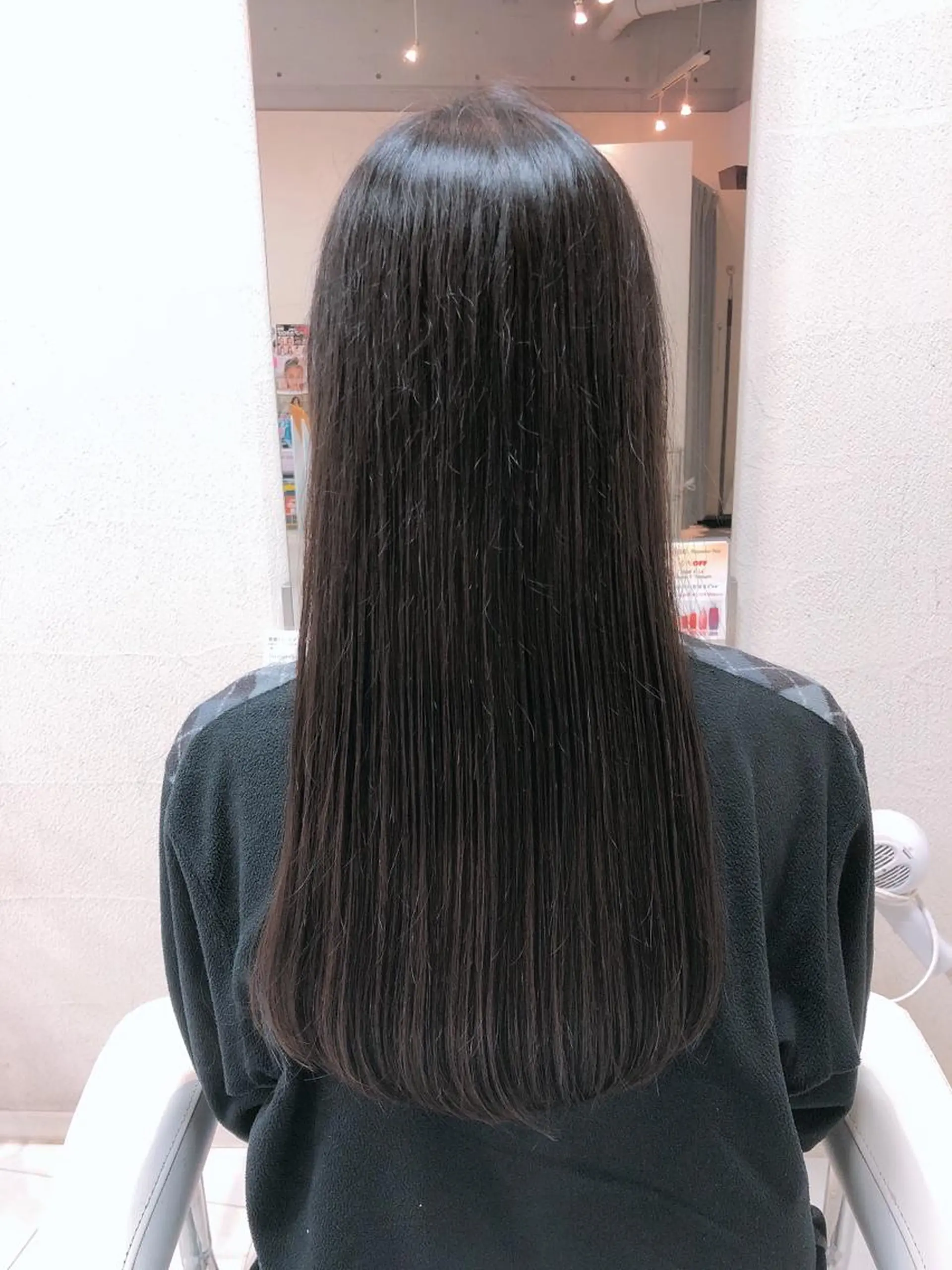 ロング 阿部 美咲のヘアスタイル