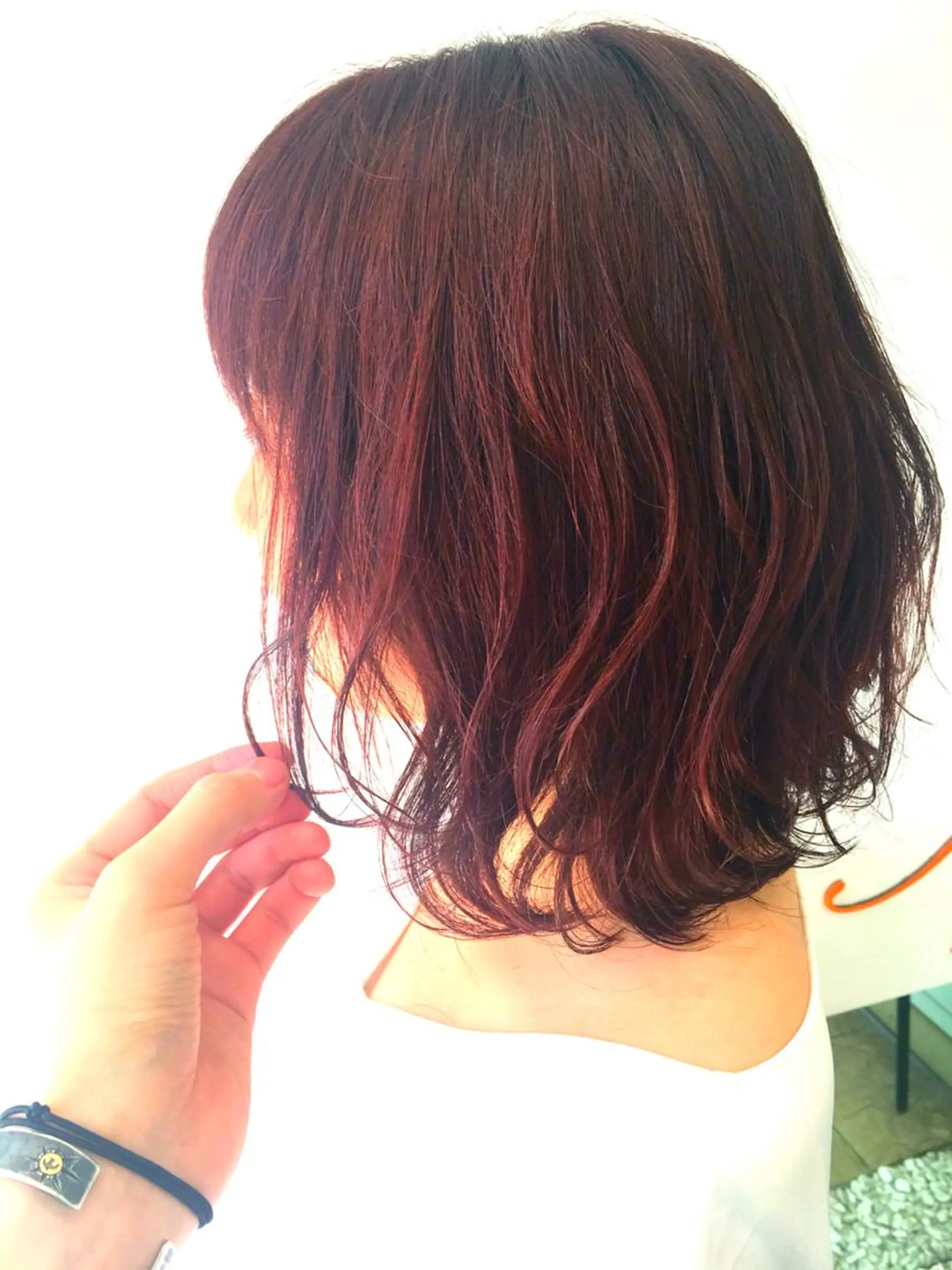 ミディアム 🐝肥田 しょーと🐝のヘアスタイル