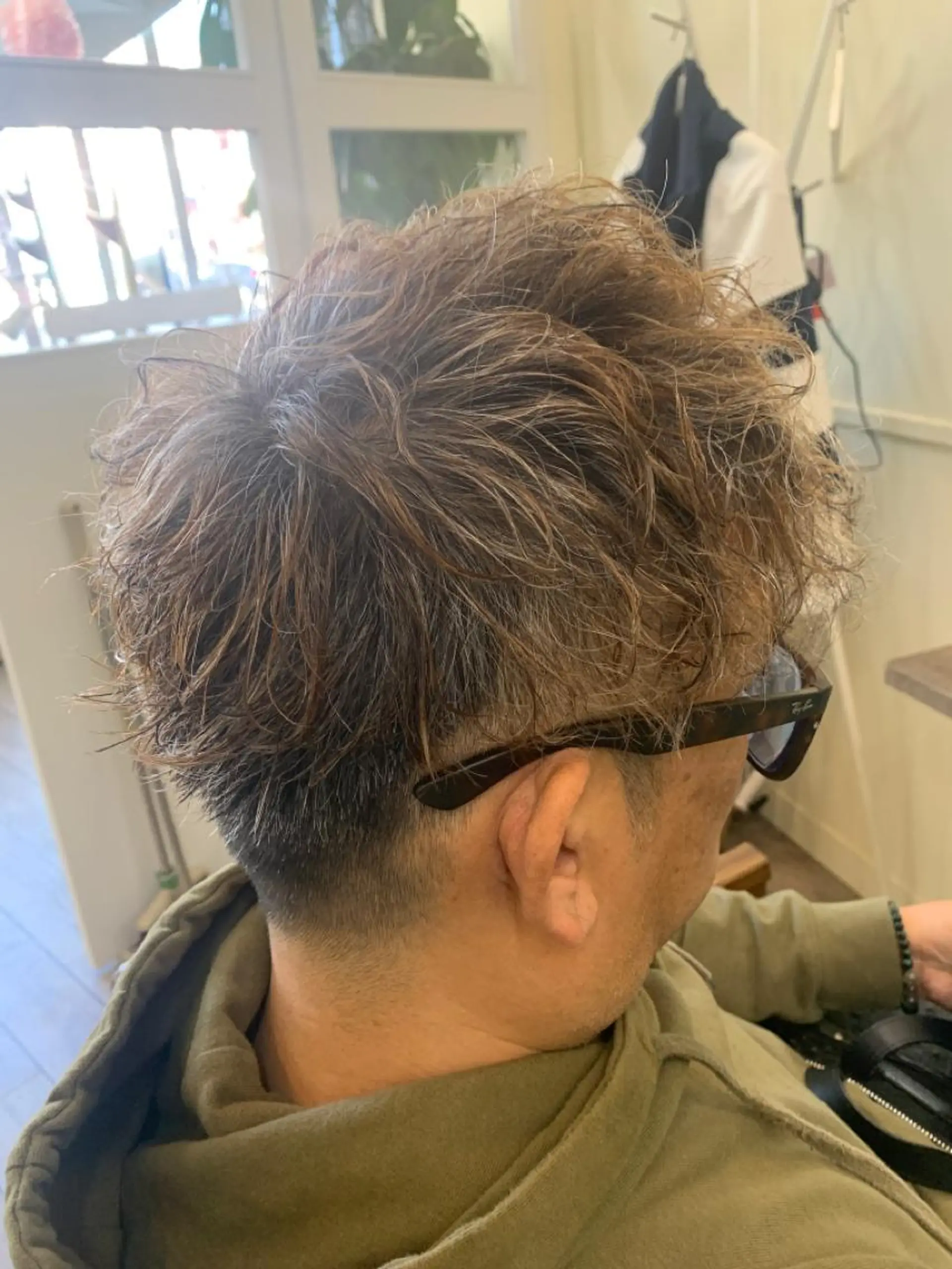 ショート メンズ カット ヘアカラー トリートメント 鶴見 和美のヘアスタイル