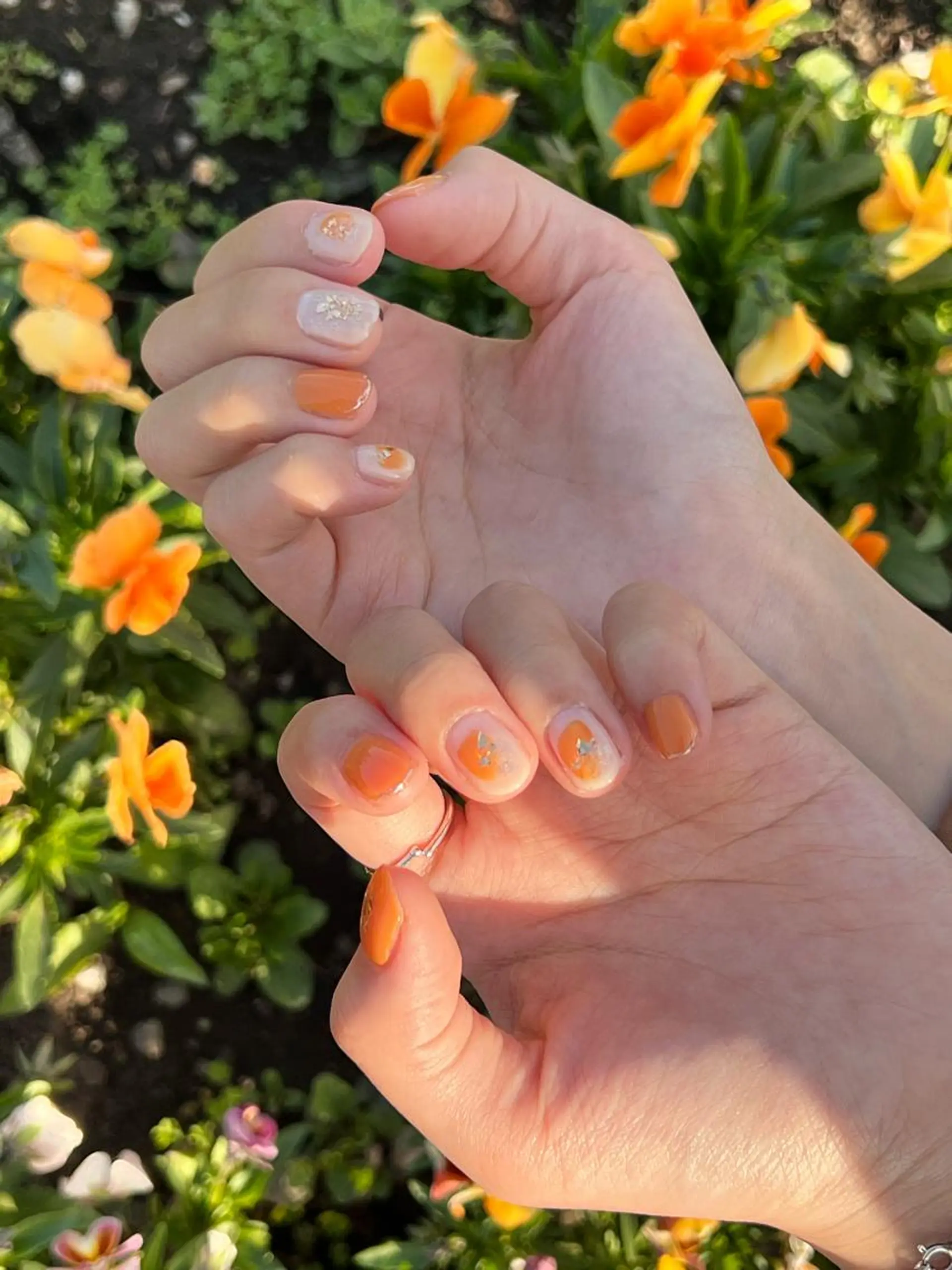 ネイル オレンジ 春ネイル Nail Sant Esperanza by SALON DE やす所属・Sant Esperanzaのネイルデザイン