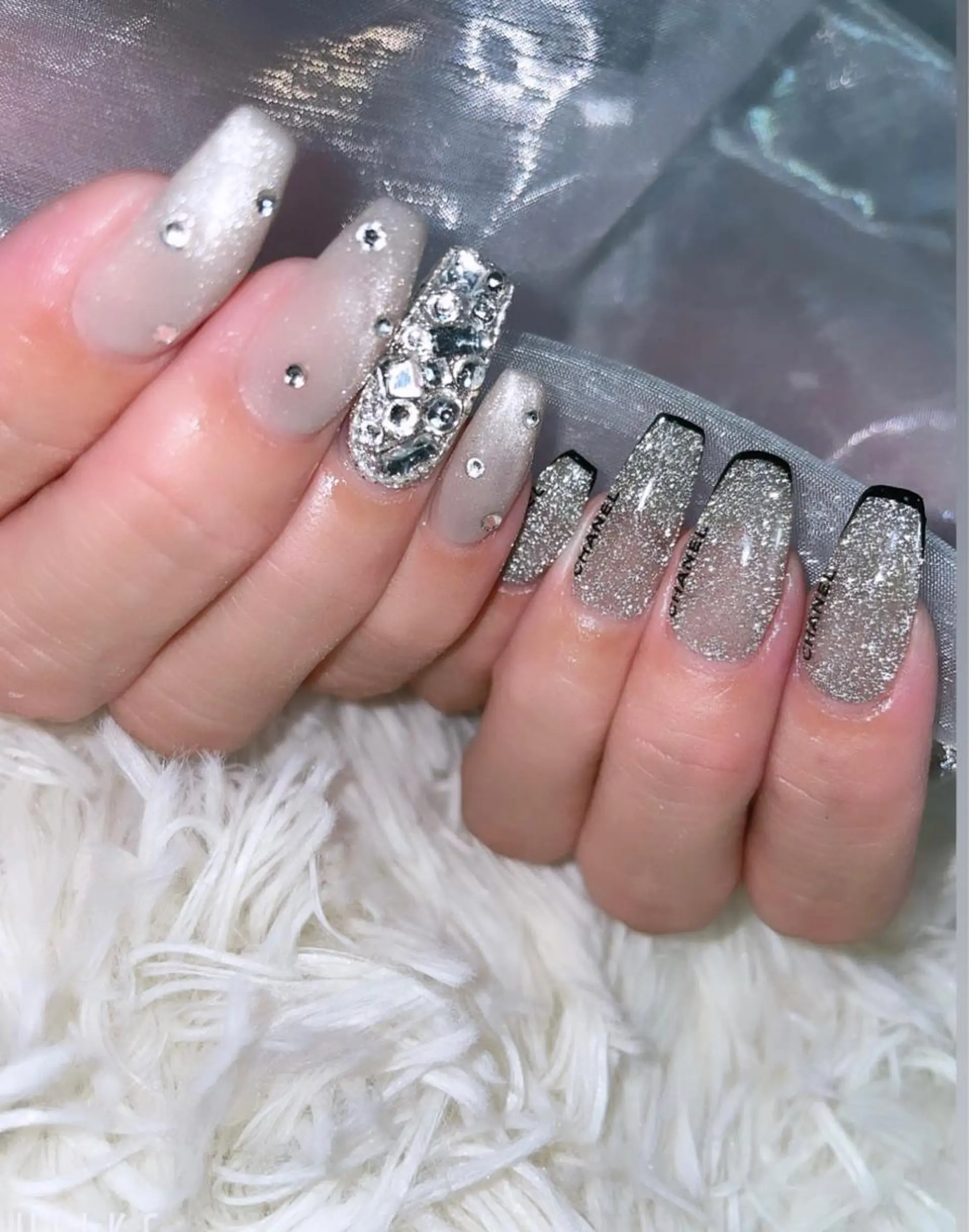 ネイル 高草木 桃香のネイルデザイン