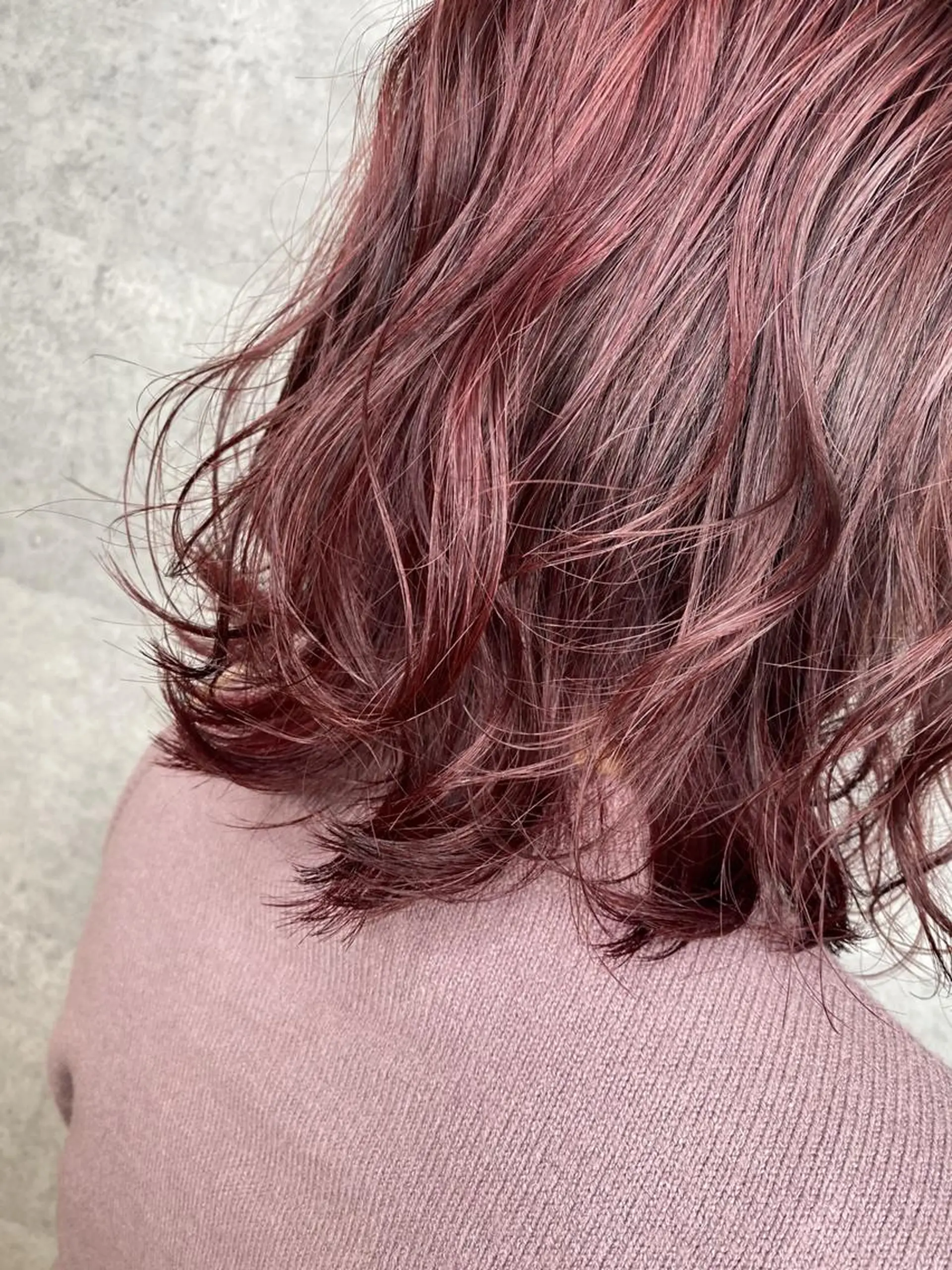 ミディアム カラー _WHITE 天王寺のヘアスタイル