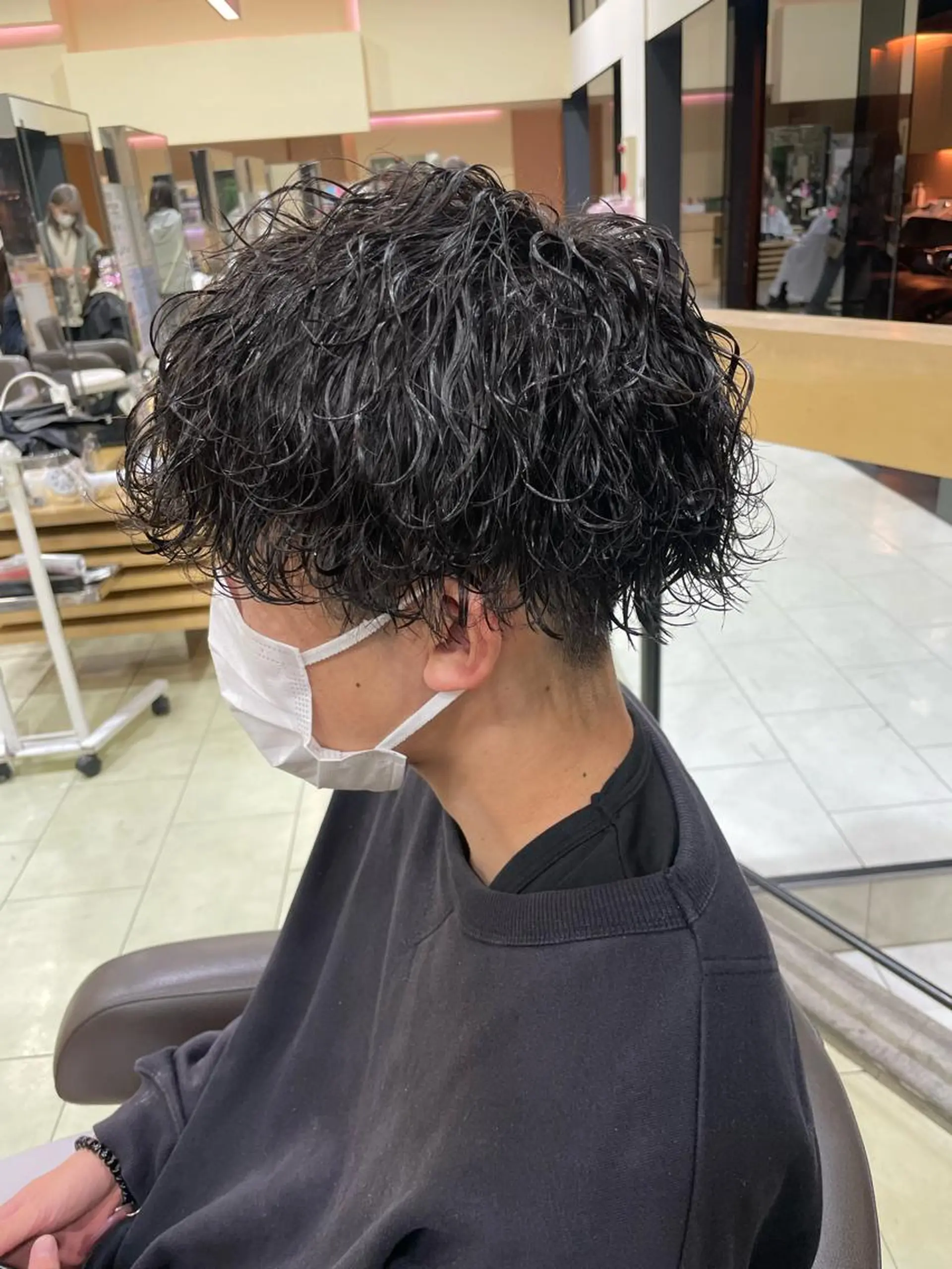 パーマ メンズ ｳﾙﾌ/ｾﾝﾀ- ﾊﾟｰﾄ【ﾅﾅﾐ】のヘアスタイル