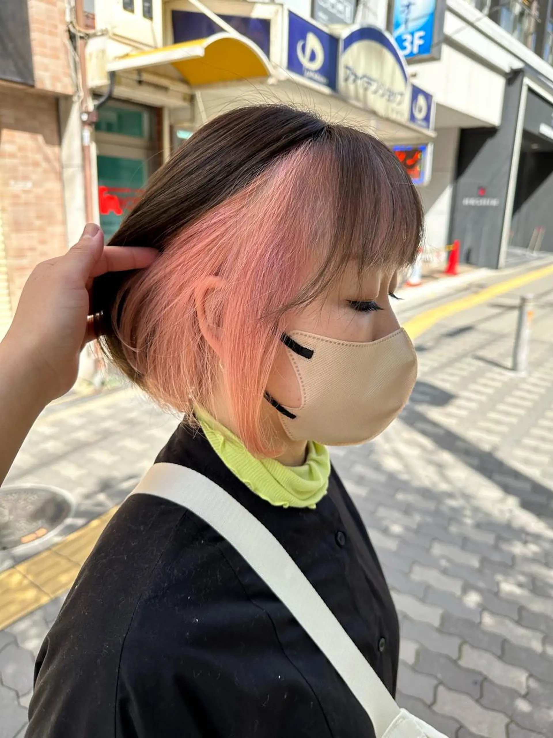 ミディアム カラー ピンクカラー 艶髪レイヤー上田 紗也🇰🇷💗のヘアスタイル