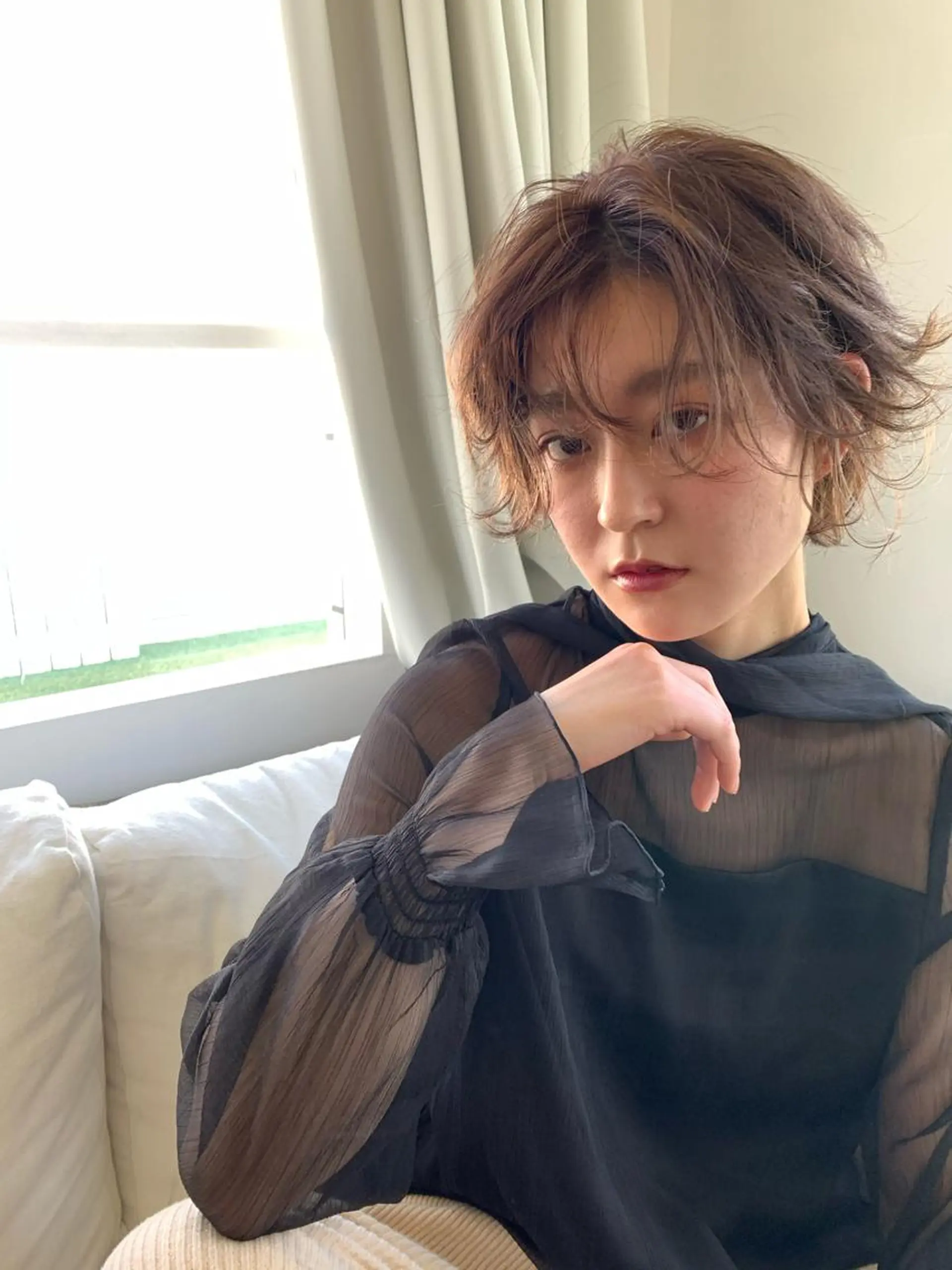 ショート graxi'    グラシー所属・ブリーチ/ハイトーン SERINAのヘアスタイル