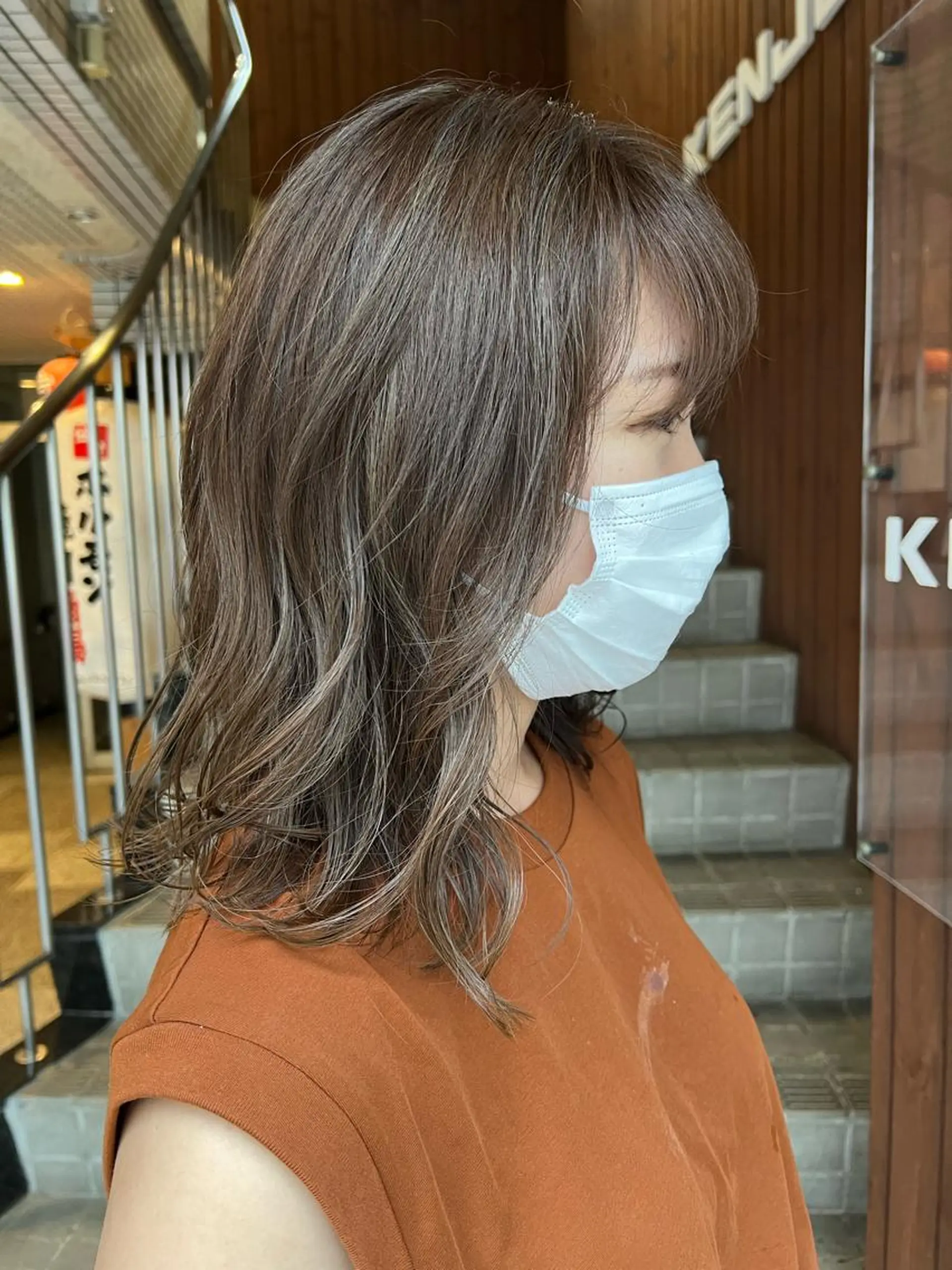 ミディアム ヘアカラー 韓国ヘア🇰🇷/ レイヤーカット✂︎のヘアスタイル