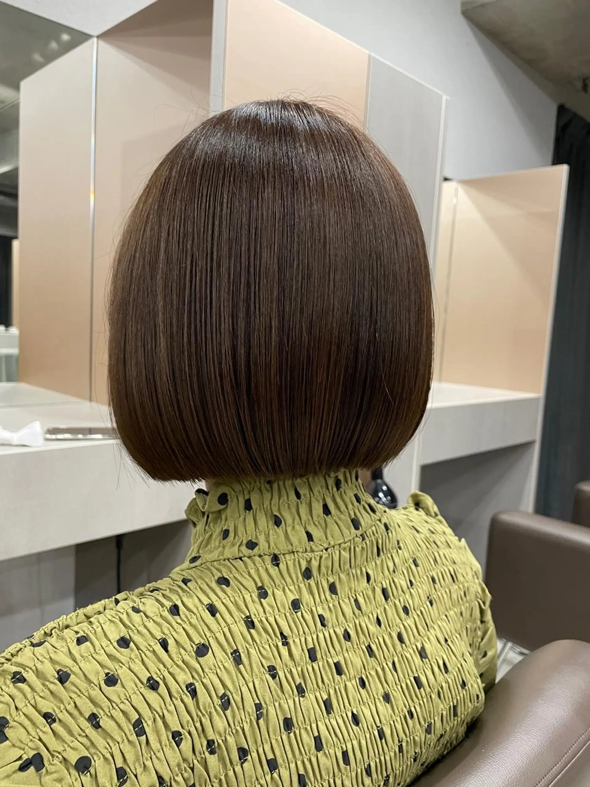 ショート カラー 吉田一輝 外国人パーマのヘアスタイル