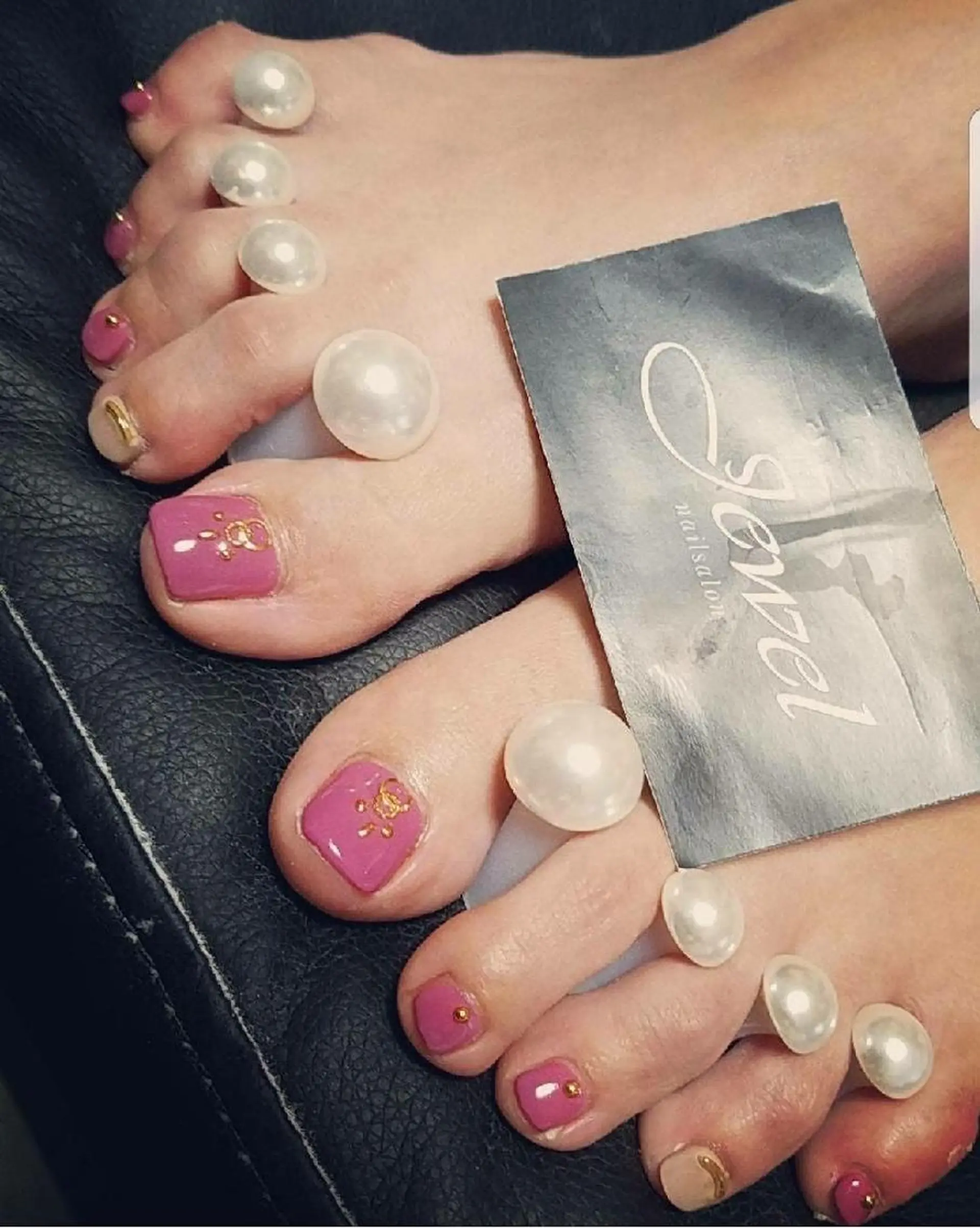 ネイル フットネイル ＪＥＷＥＬ　ＮＡＩＬ所属・ＪＥＷＥＬ ＮＡＩＬのネイルデザイン