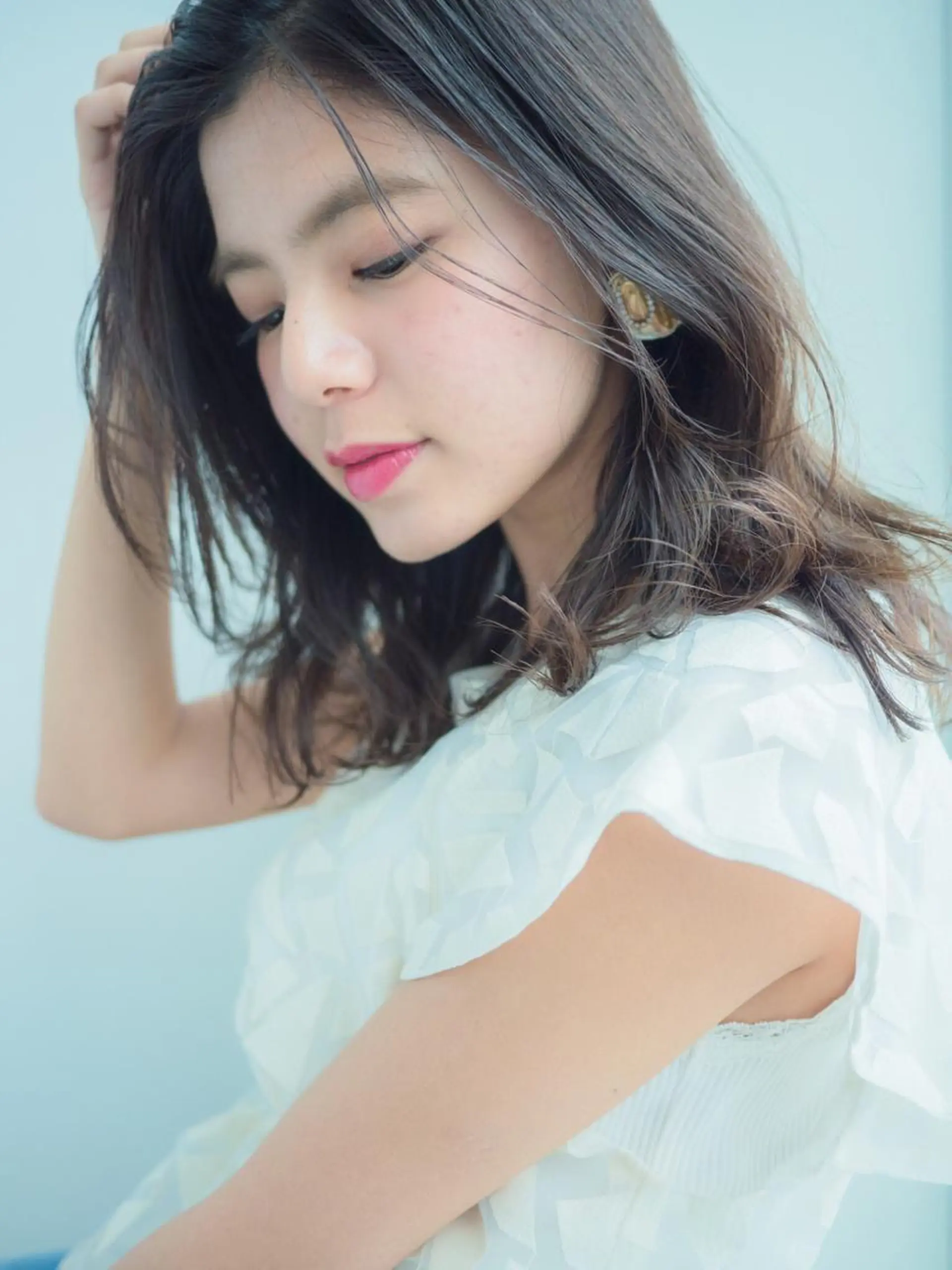 ミディアム SCENE by RADのヘアスタイル