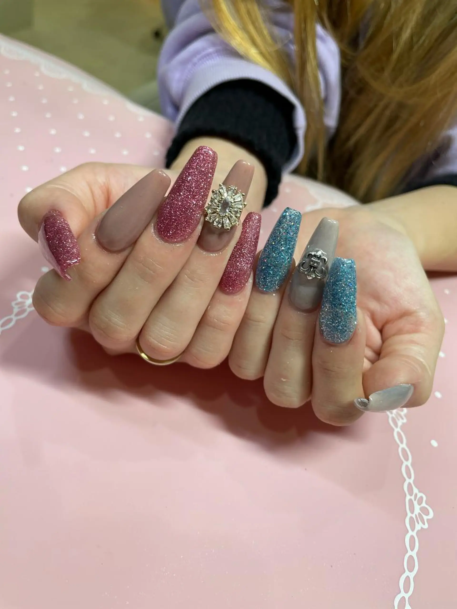 ロング ネイル ハンドネイル 《LB》ラブリエ Nail&eyeのマツエク・マツパデザイン