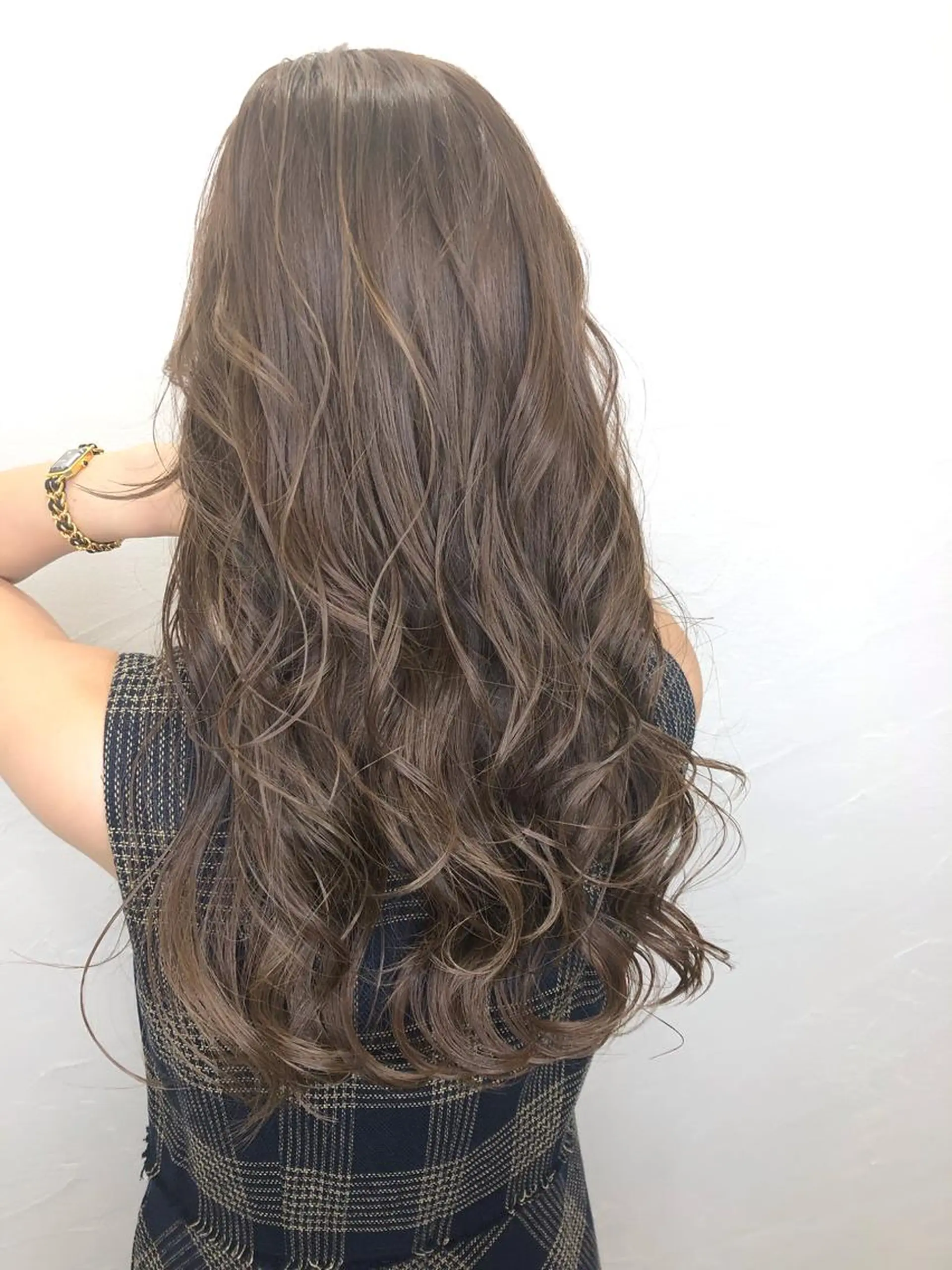 セミロング to youハイライトのヘアスタイル