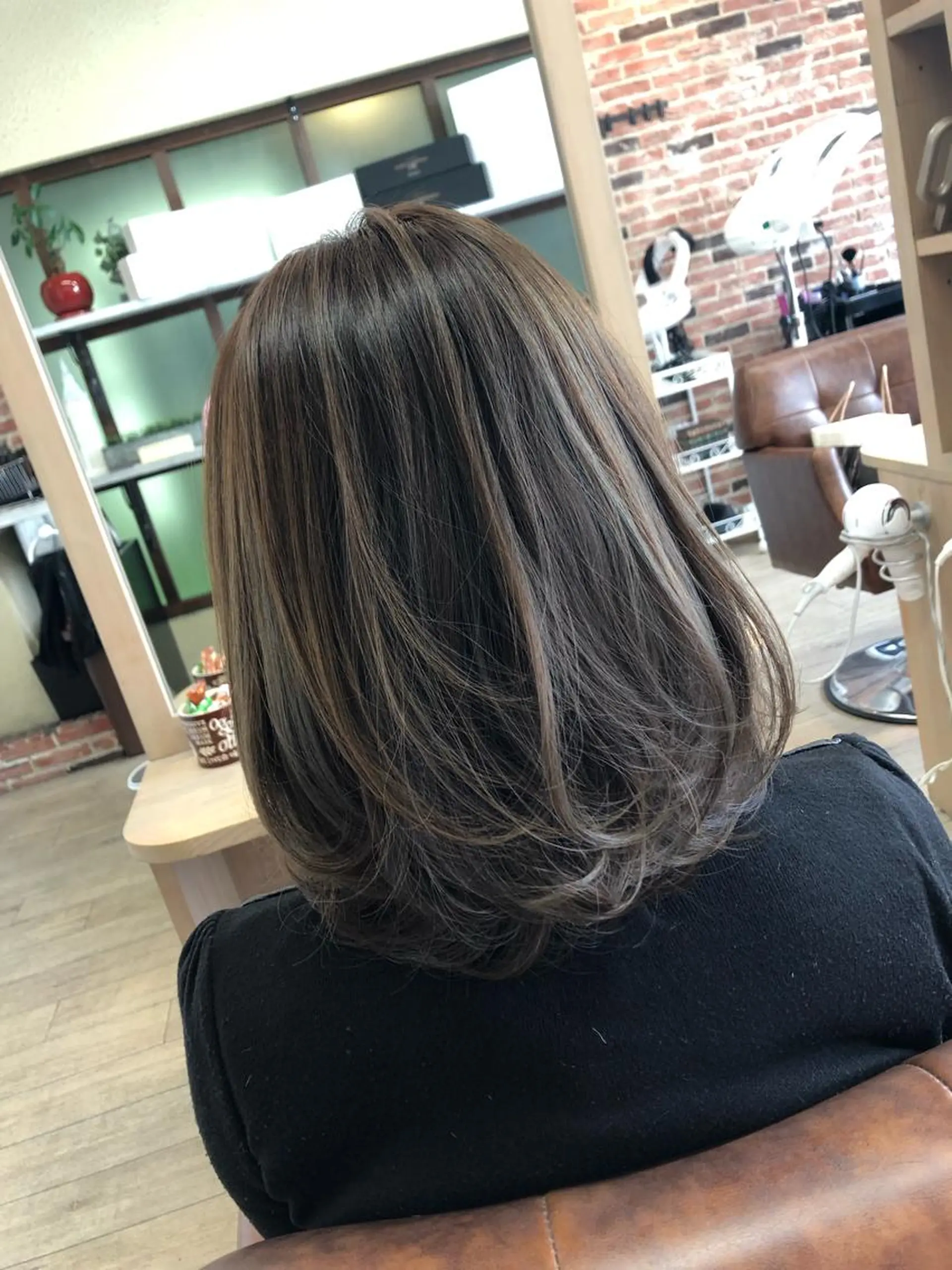 ミディアム ココペリヘアー所属・東梅田徒歩5分☆髪質 改善☆笹次ユウタのヘアスタイル