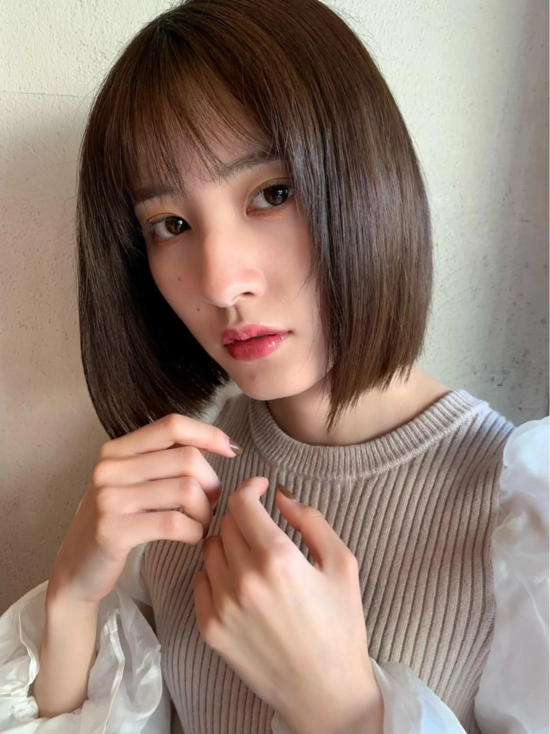 ショート カラー 透明感/オリーブ/ グレージュ/YUKAのヘアスタイル