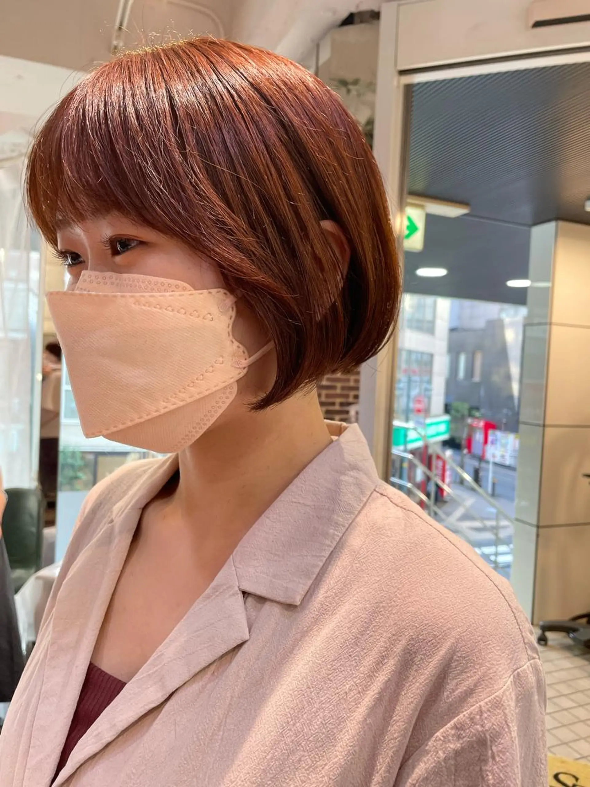 ショート カラー ブリーチ ブリーチなしカラー オレンジ ヘアカラー 韓国ヘア🦋 MIYUのヘアスタイル