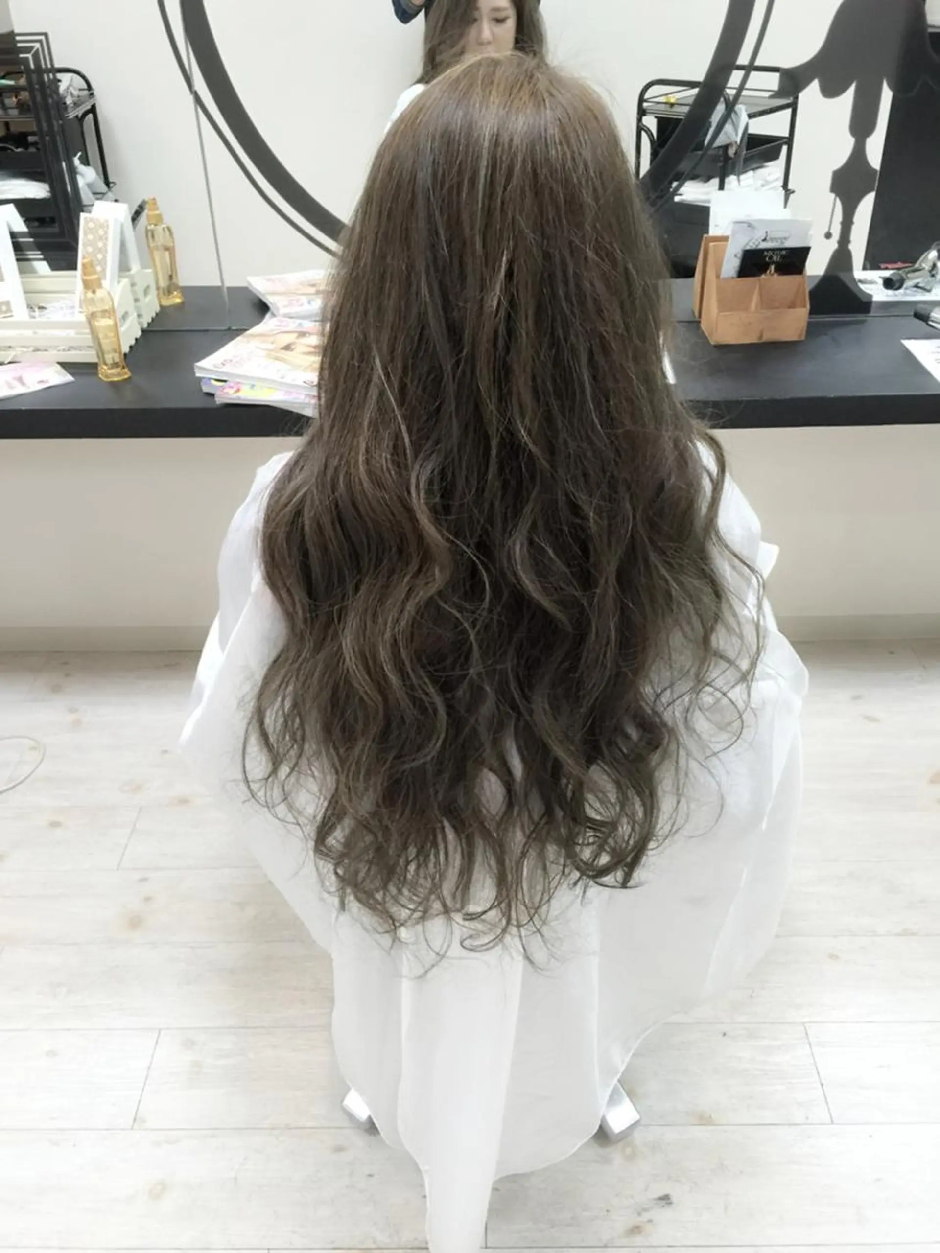 カラー ロング ヘアカラー トリートメント 濱川 佳奈のヘアスタイル