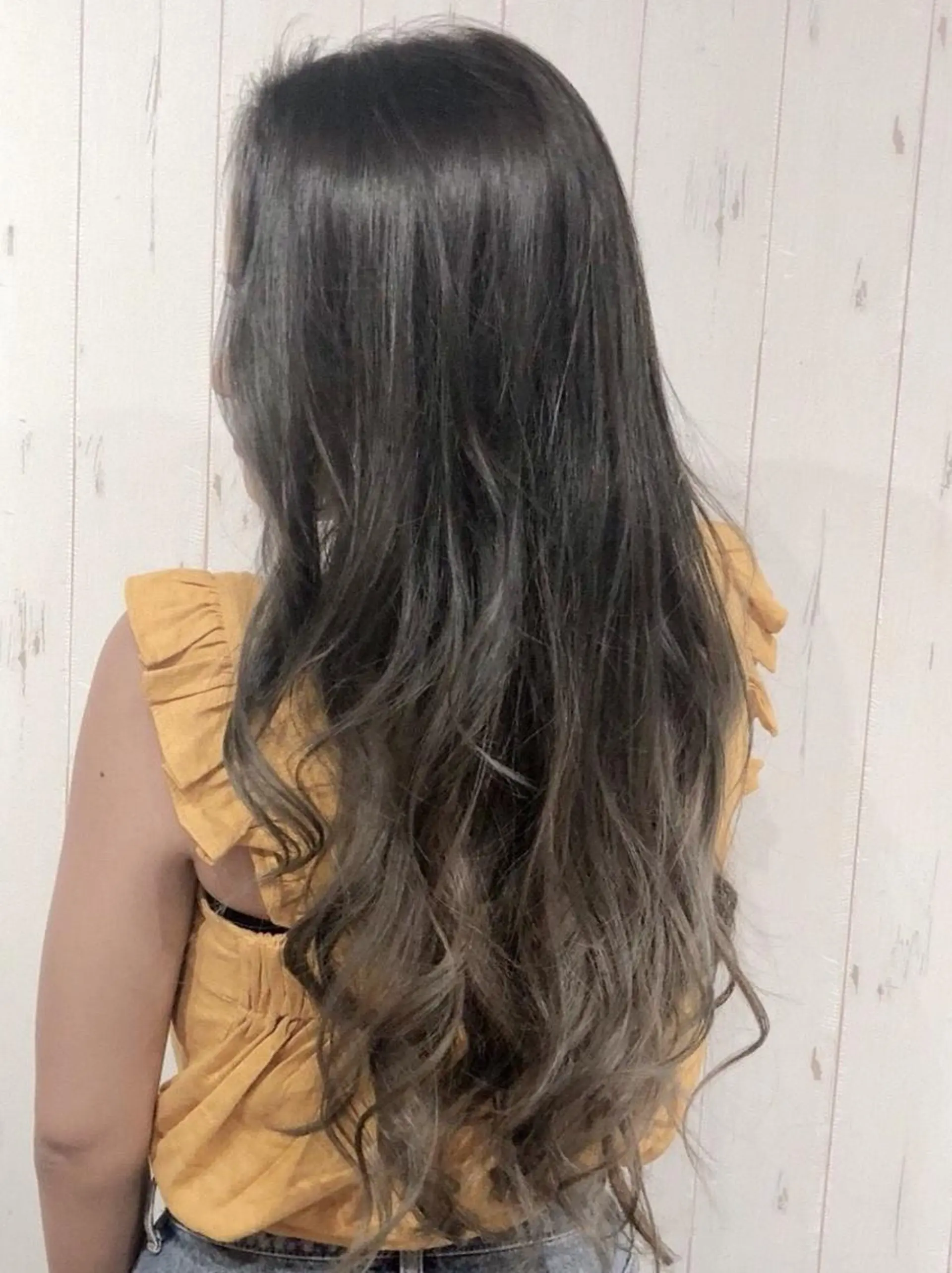 ロング カラー パーマ ヘアアレンジ Device ディバイスのヘアスタイル