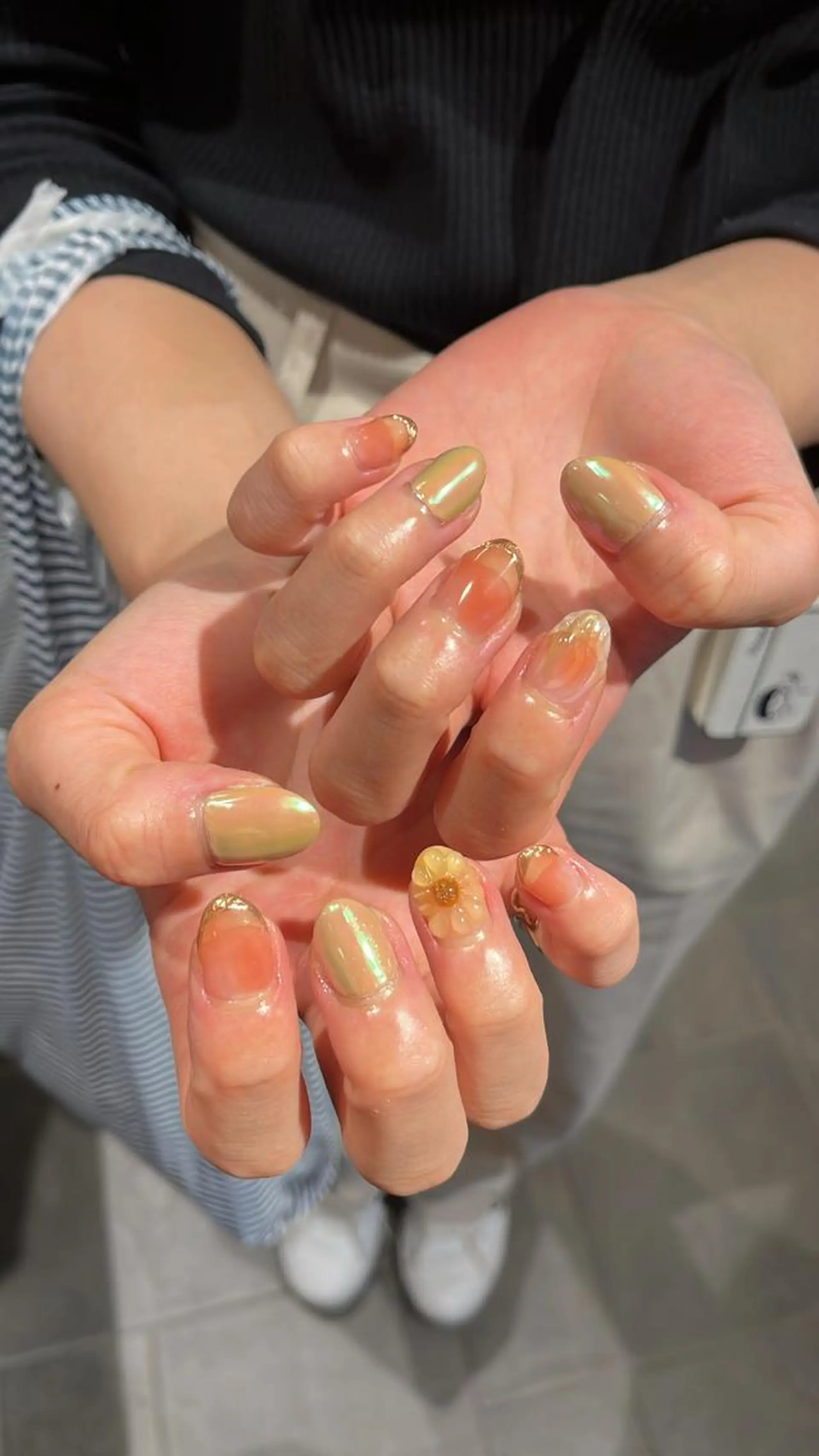 ネイル ハンドネイル 鈴木 里奈のネイルデザイン