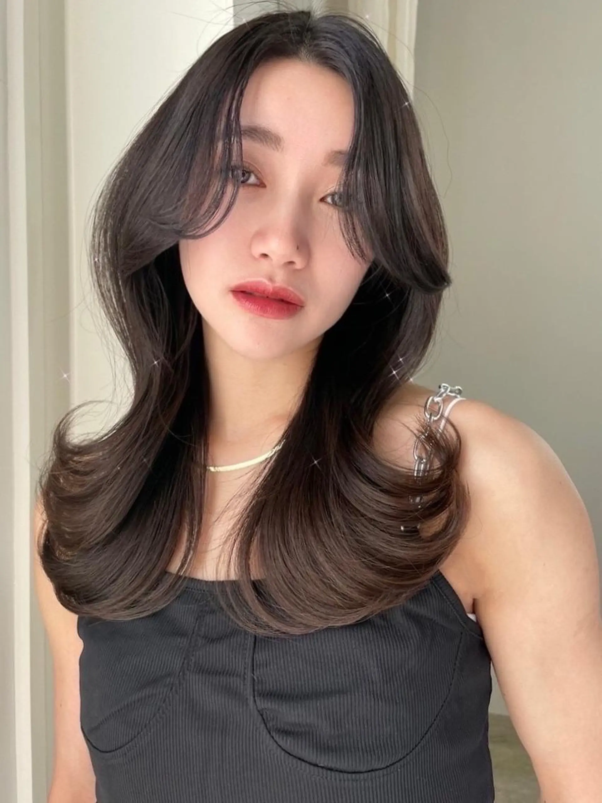 ミディアム 韓国風ヘア レイヤーカット カット ヘアカラー トリートメント ✨🍀岩崎 唯🍀✨のヘアスタイル