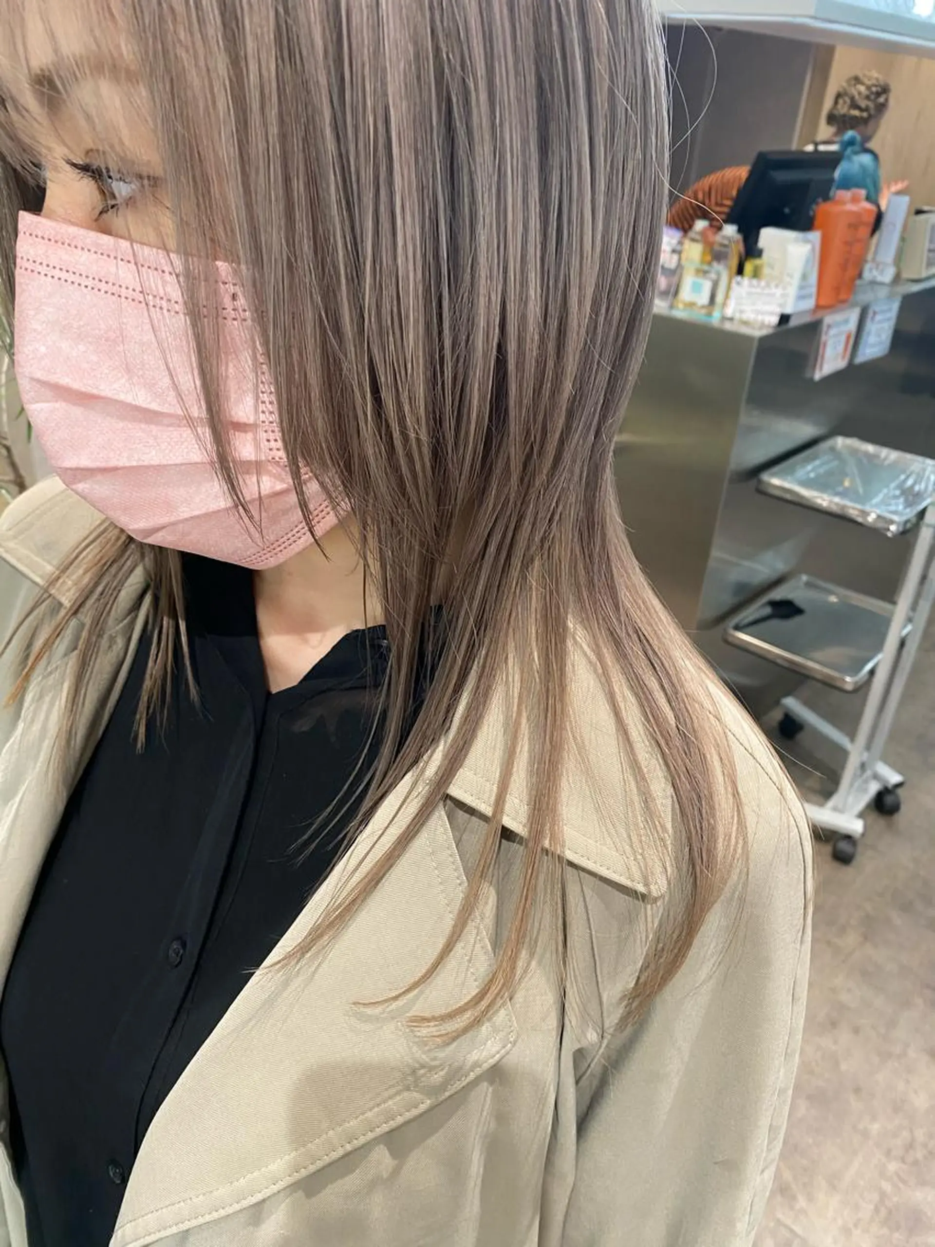 セミロング カラー ヘアアレンジ XENA表参道 MIKUのヘアスタイル